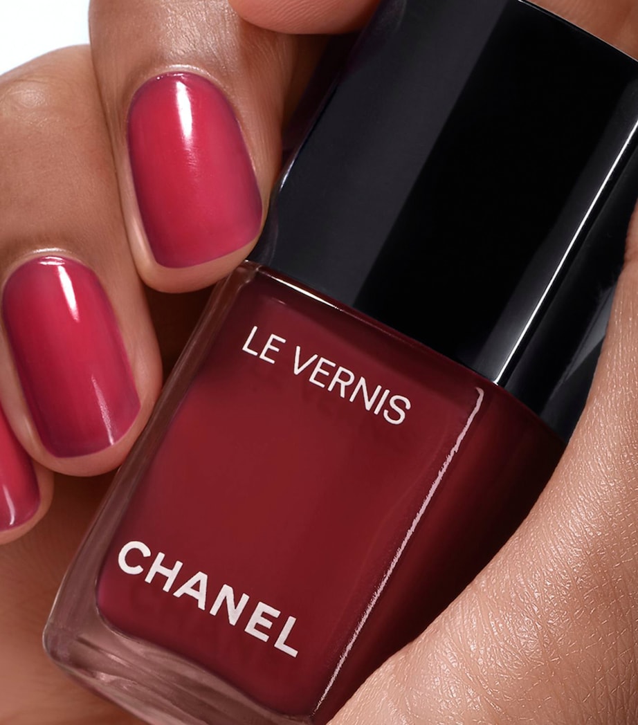 CHANEL LE VERNIS Longwear Nail Colour Incontournable Image 4
