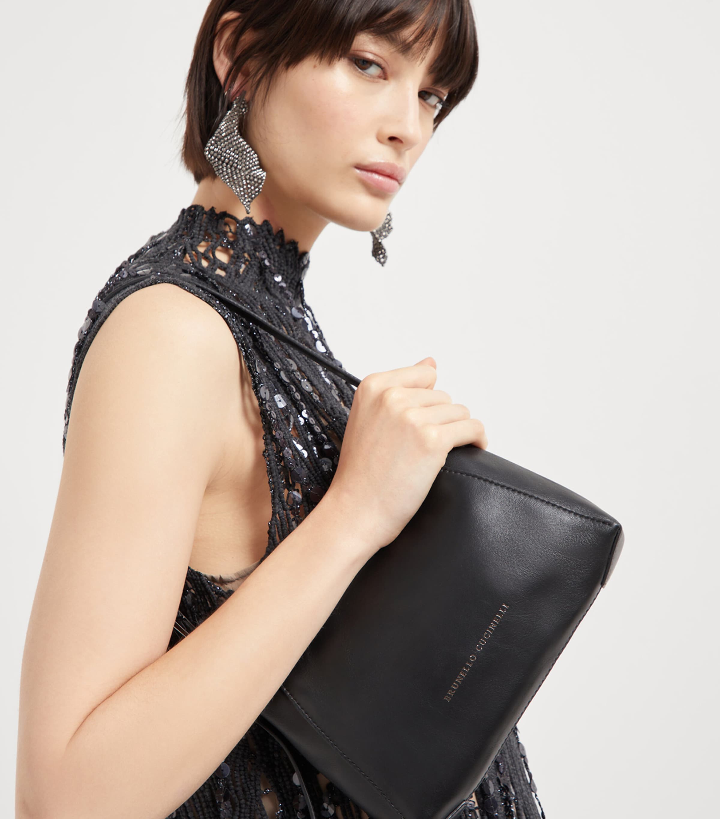 ショルダーバッグ・ポシェット Brunello Cucinelli 'Shoulder Bc Duo' Shoulder Bag BC Duo Precious Shoulder bag for Woman in Black | Brunello