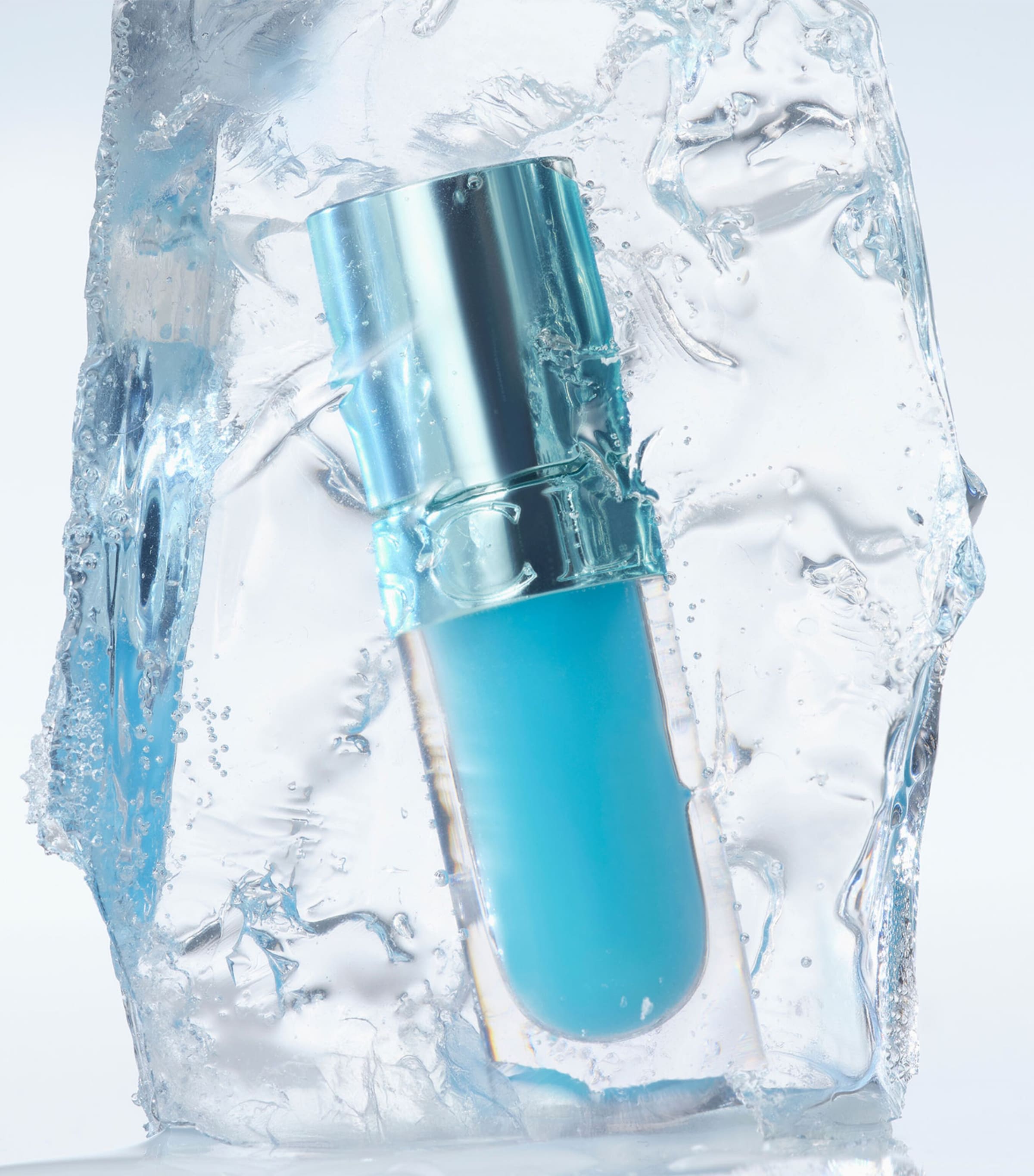 Clarins Lip Comfort Oil Image 4