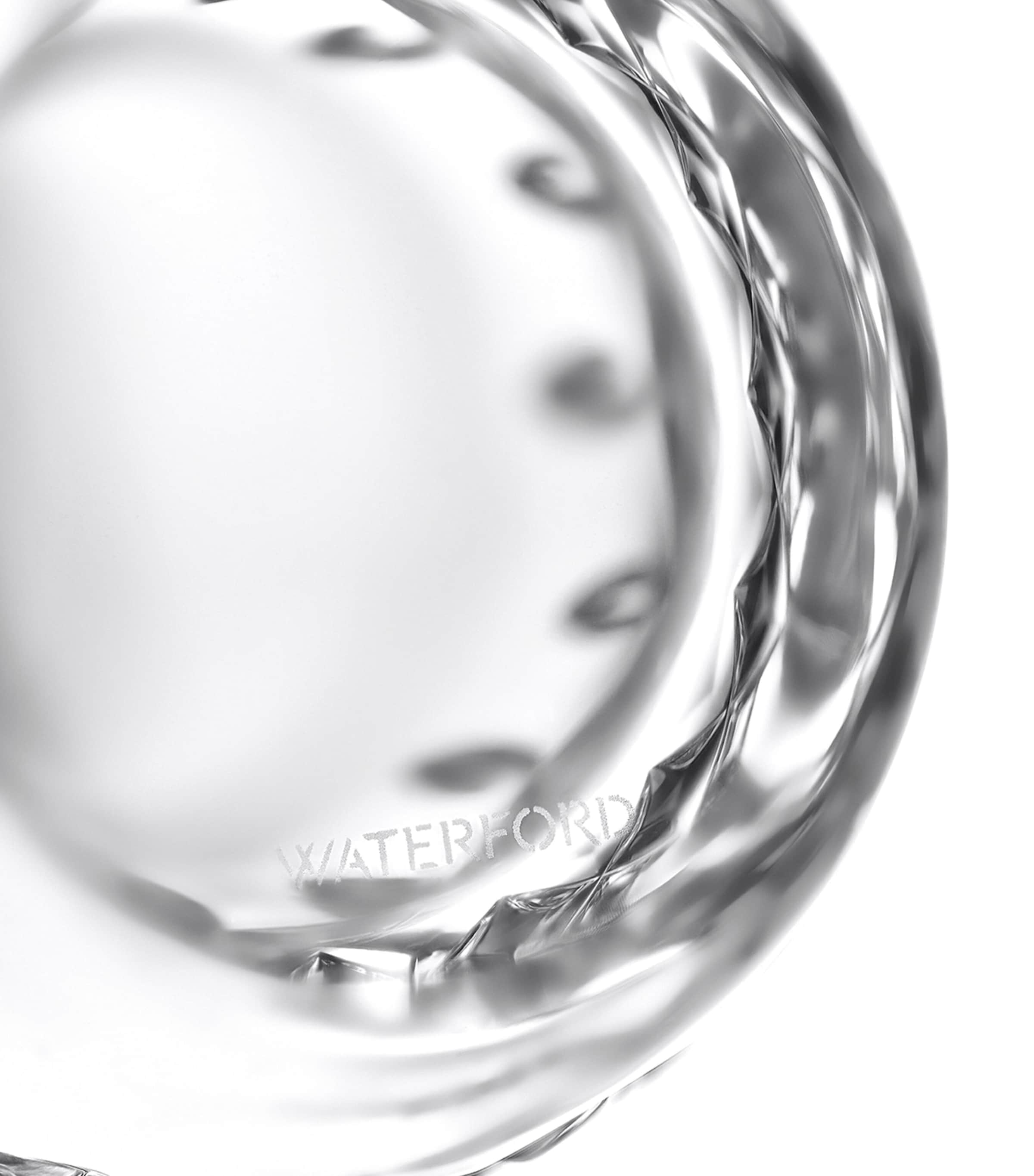 Lismore Essence Bud Vase (15.5cm) CLEAR Image 3