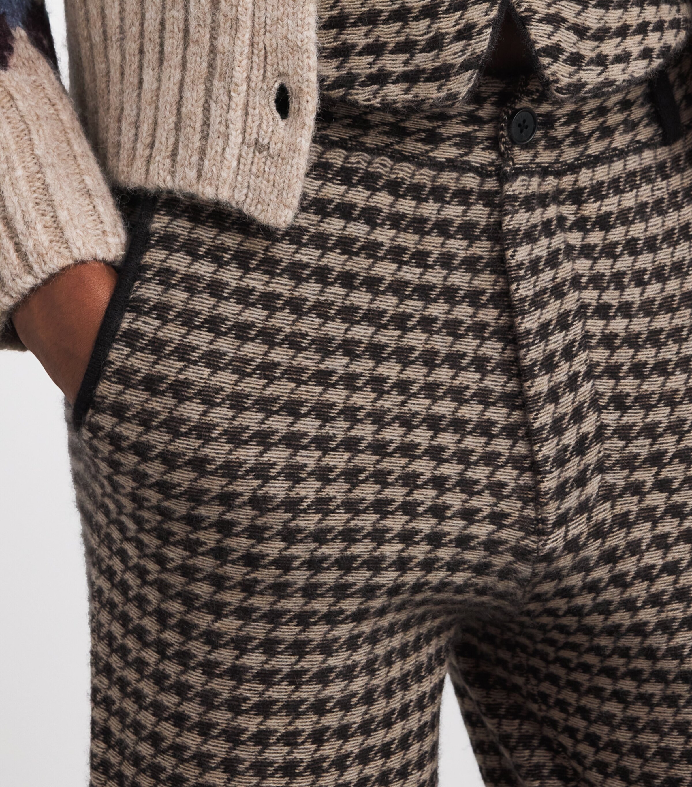 Cashmere Houndstooth Tailored Trousers BLACK/DUNE Image 6