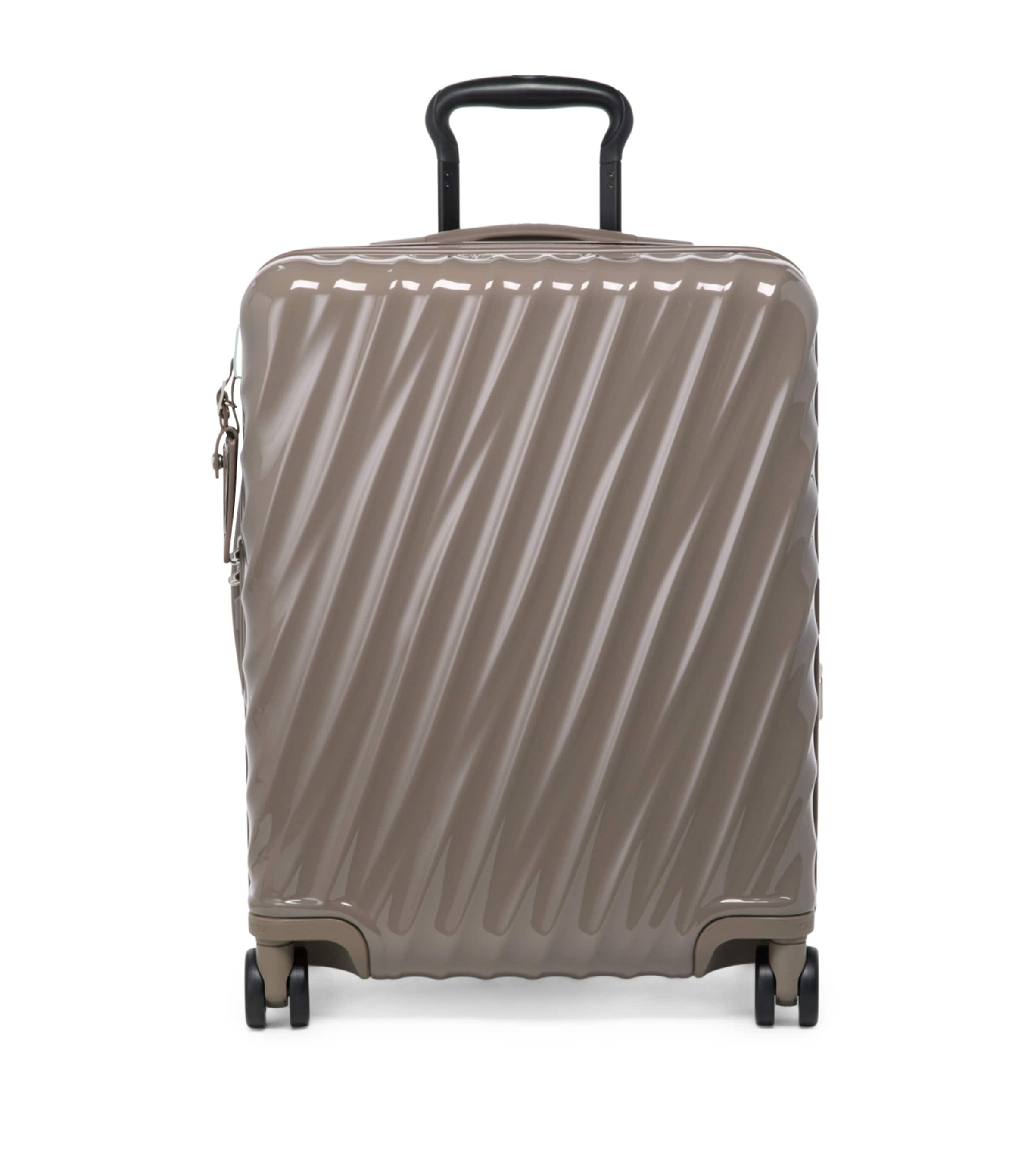 Tumi 19 Degree Check-in Suitcase In Gray