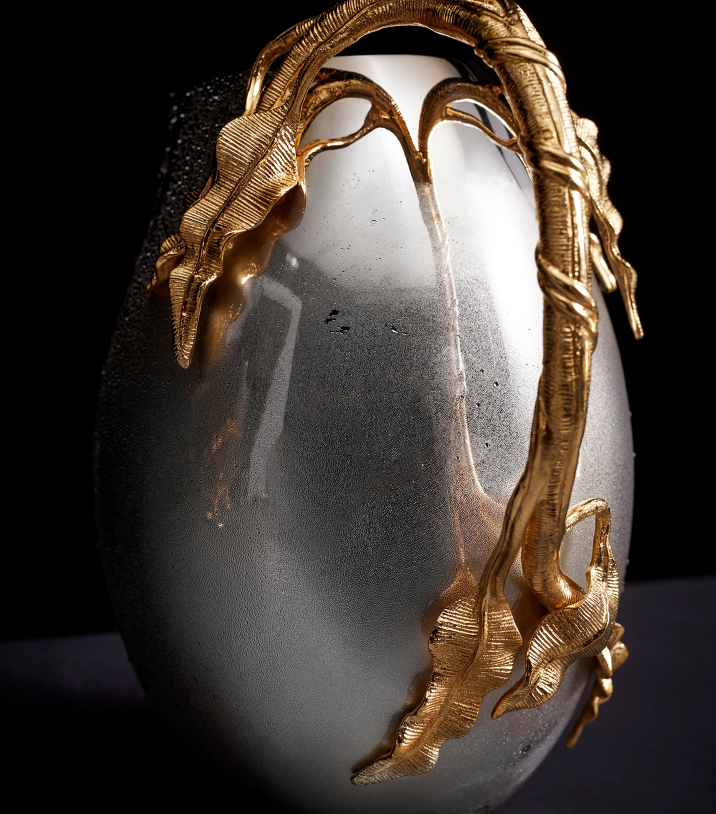 L'Objet Gold-Plated Stainless Steel Fern Pitcher (2L) Image 4