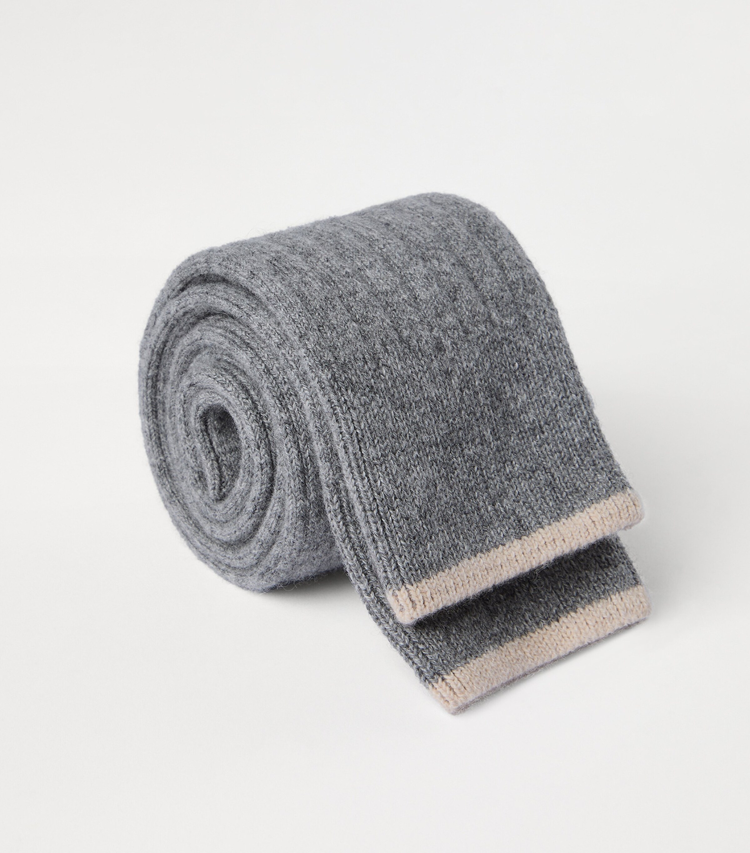 Brunello Cucinelli Mens Cashmere Ribbed Socks Image 3