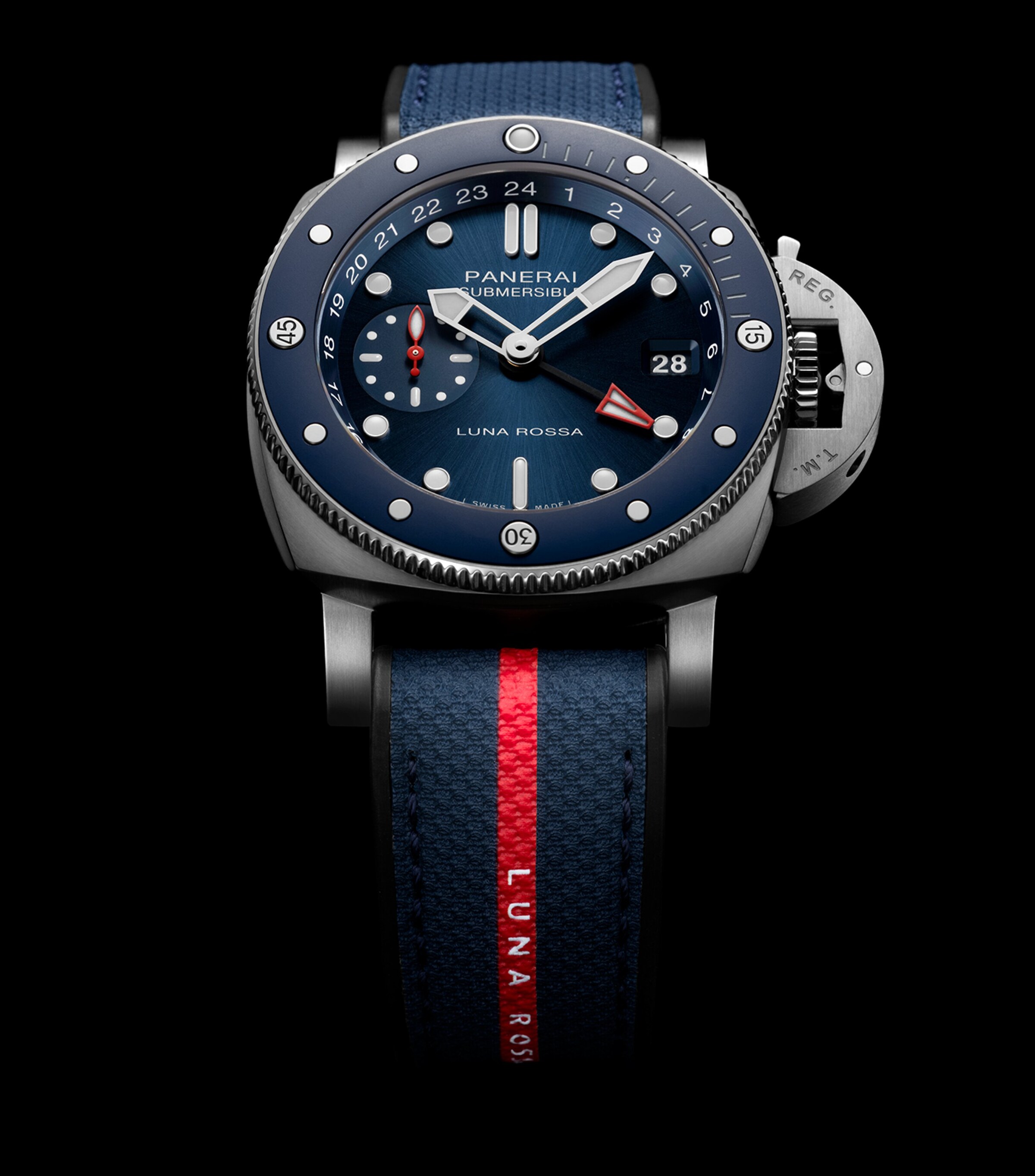 Panerai Titanium Submersible GMT Luna Rossa Titanio Watch 42mm Blue Image 4