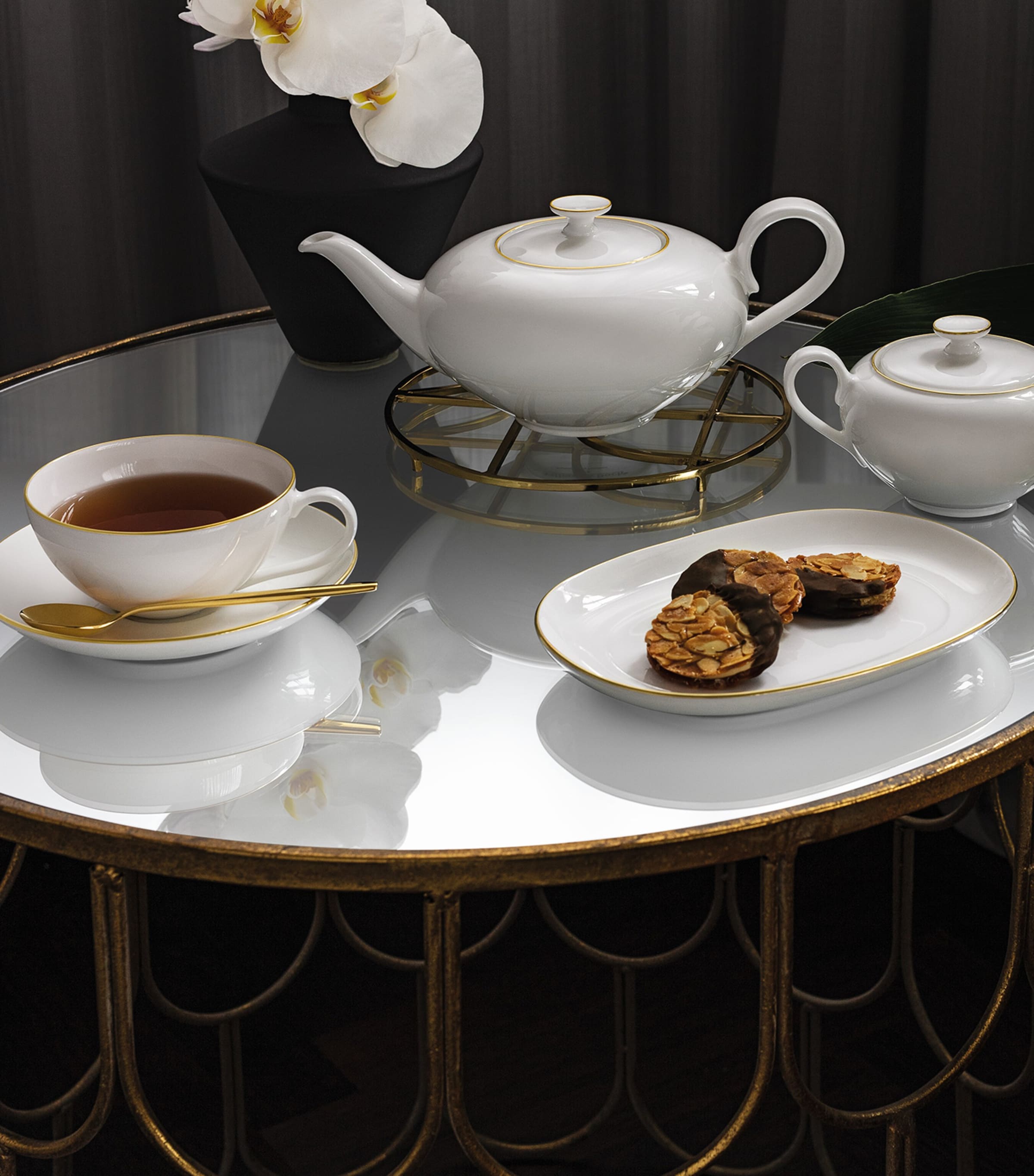 Amnut Gold Teapot (1.2L) WHITE Image 2