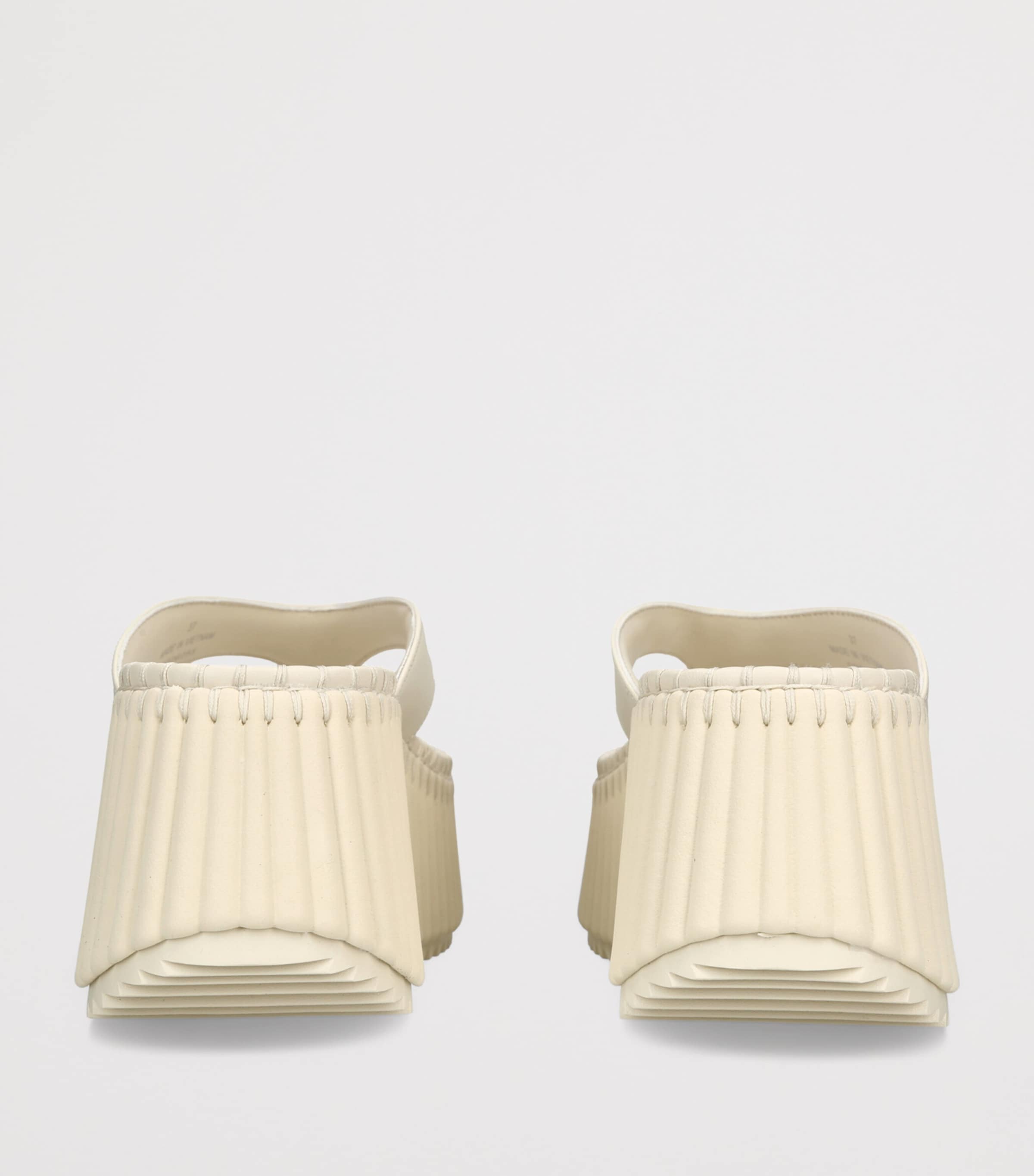 Chloé Leather Nama Platform Thong Sandals 50 White Image 4