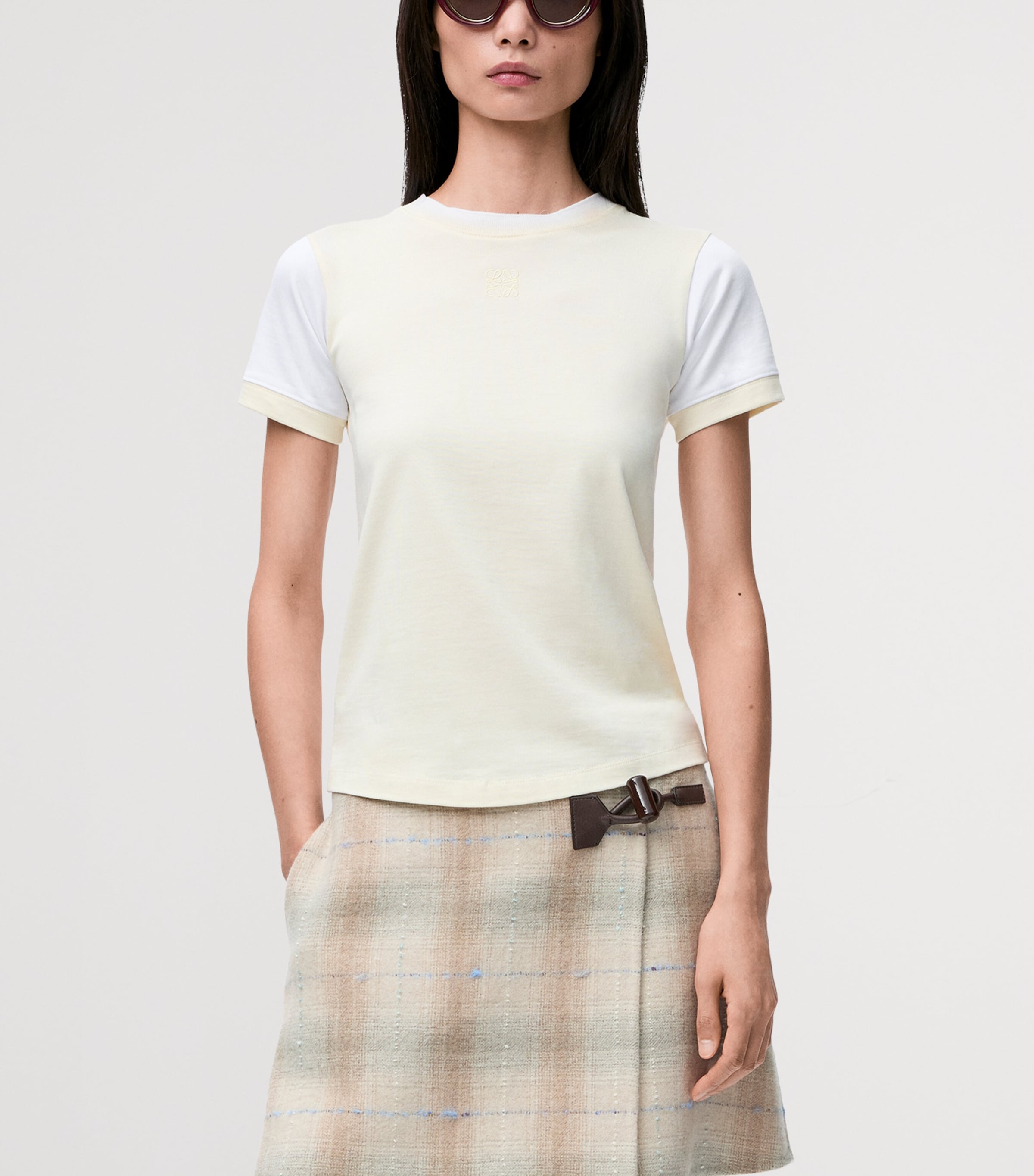 LOEWE Womens Stretch-Cotton Anagram T-Shirt Vanilla Image 3