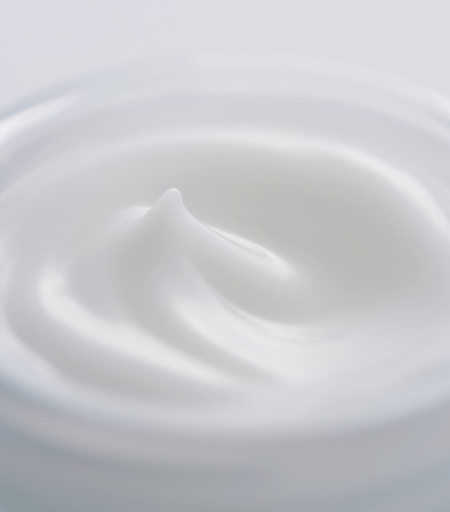 Cellular Performance Fresh Cream (40ml) NO COLOUR Image 3