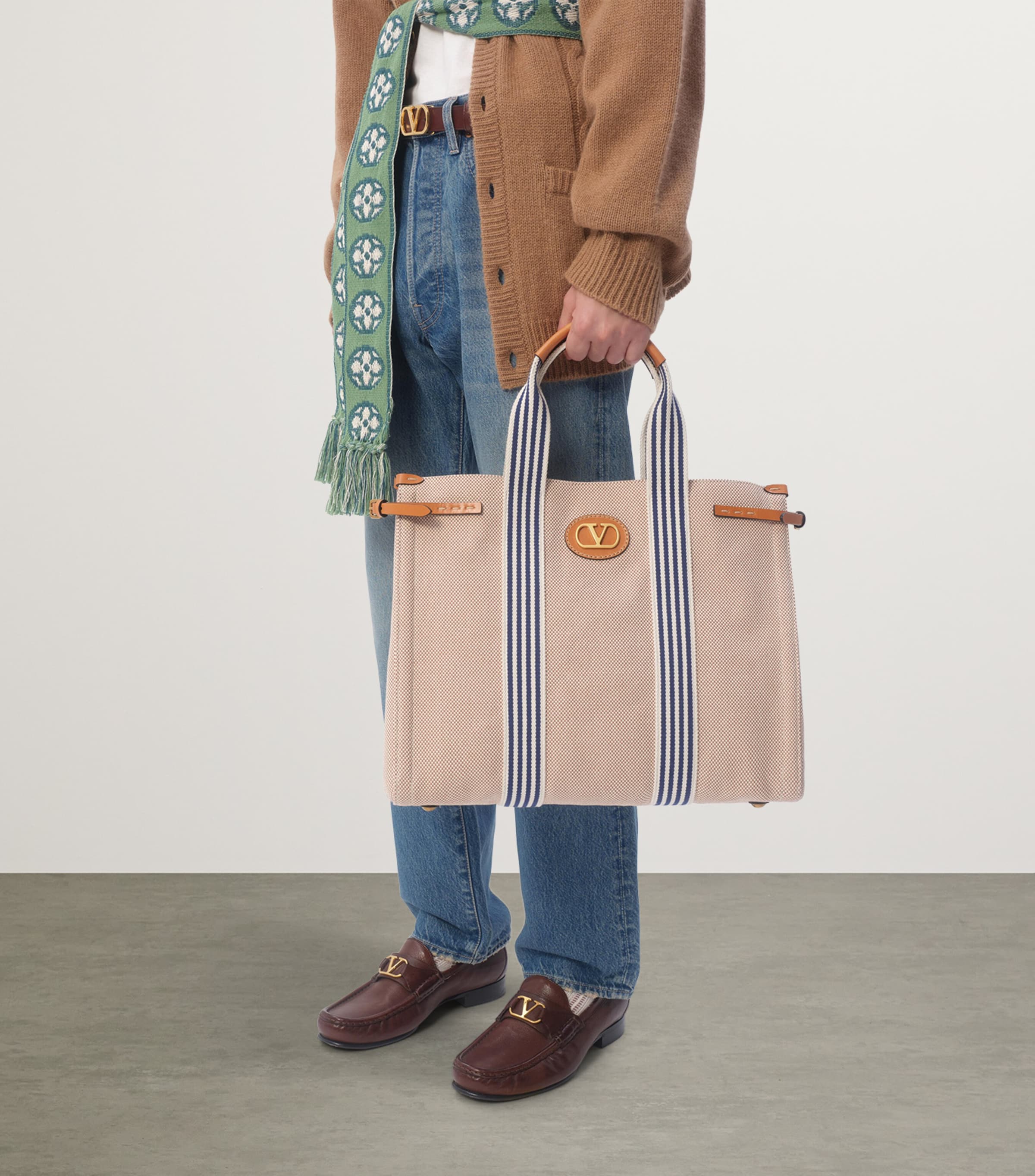 【関税&送料込】Valentino Garavani Antibes Canvas Tote Bag Valentino Garavani Canvas Antibes Tote Bag | Harrods US