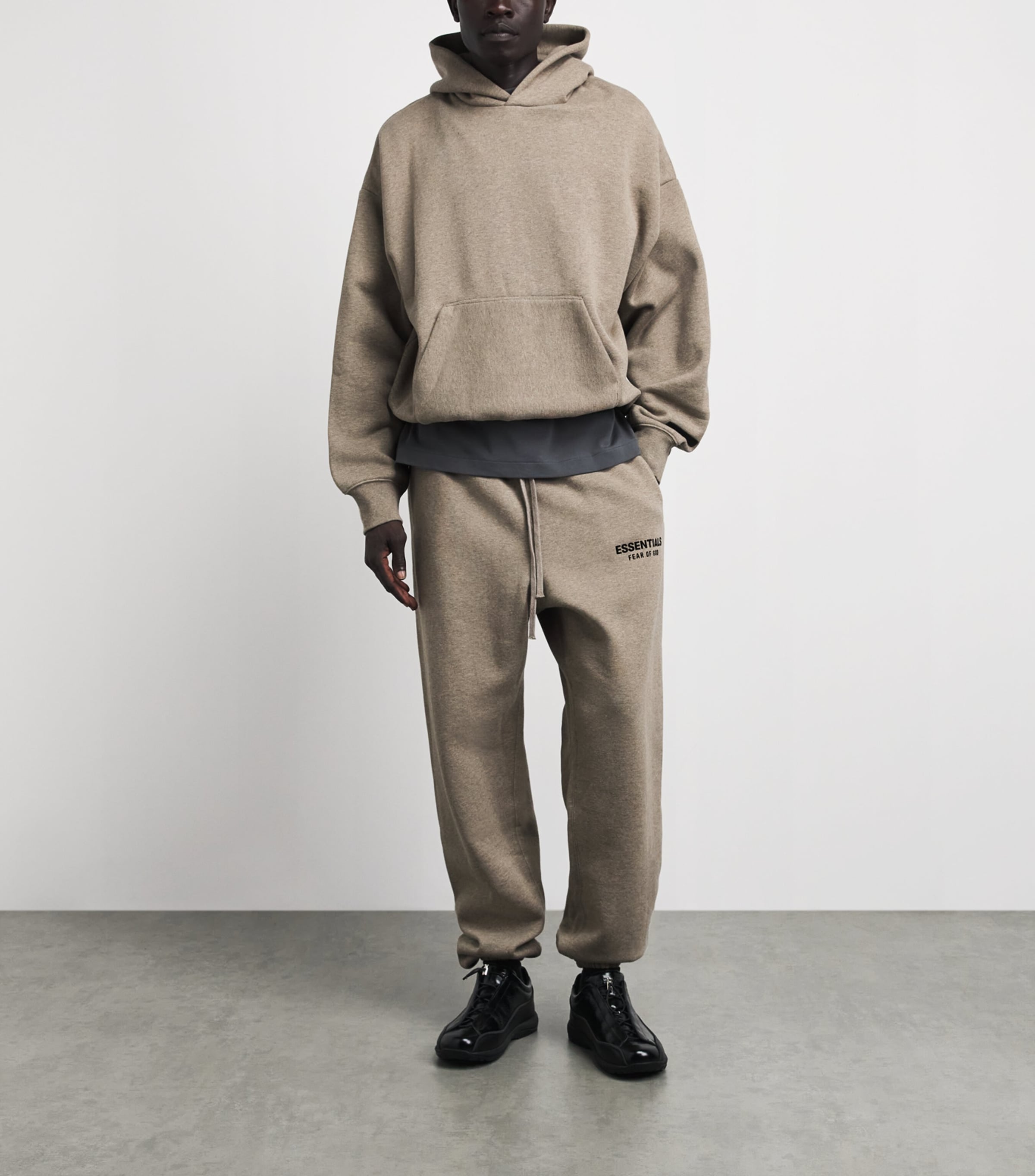 FEAR OF GOD ESSENTIALS Mens Classic Fit Hoodie Homestead Heather Image 2
