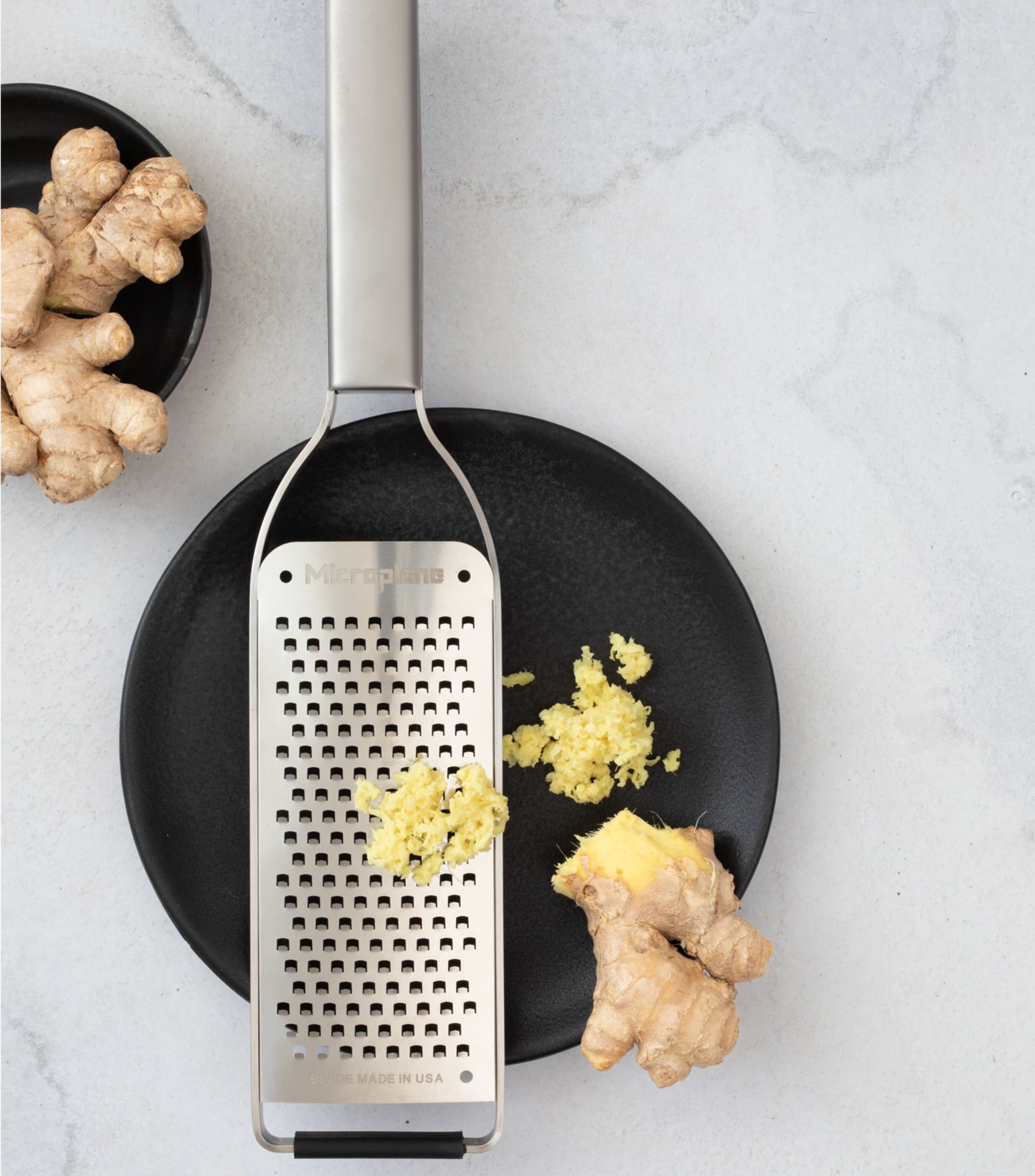 Microplane Stainless Steel Professional Coarse Grater Stainless Steel Image 3