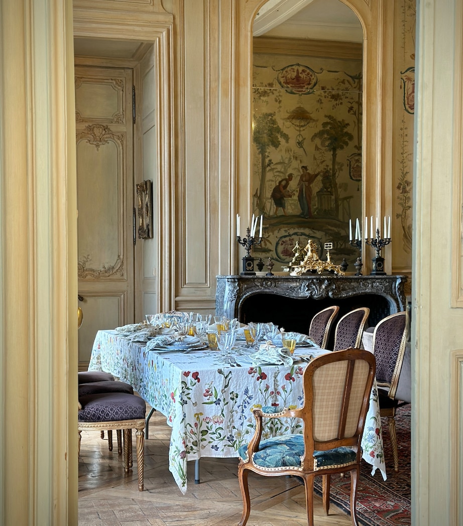 Linen Botanical Wildflower Tablecloth (165cm x 380cm) WHITE Image 5