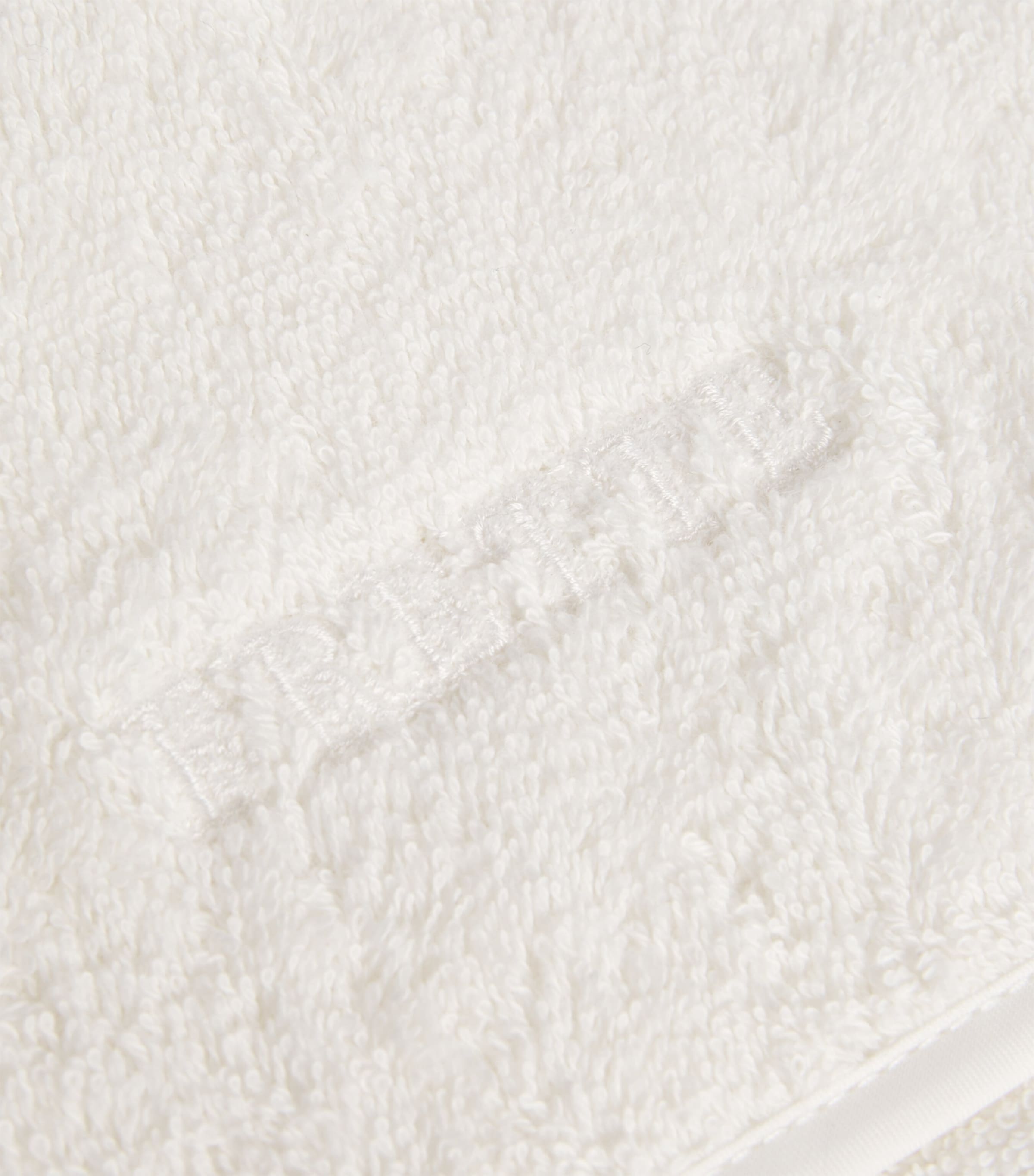 Unito Guest Towel (40cm x 60cm) 2136  MILK Image 3