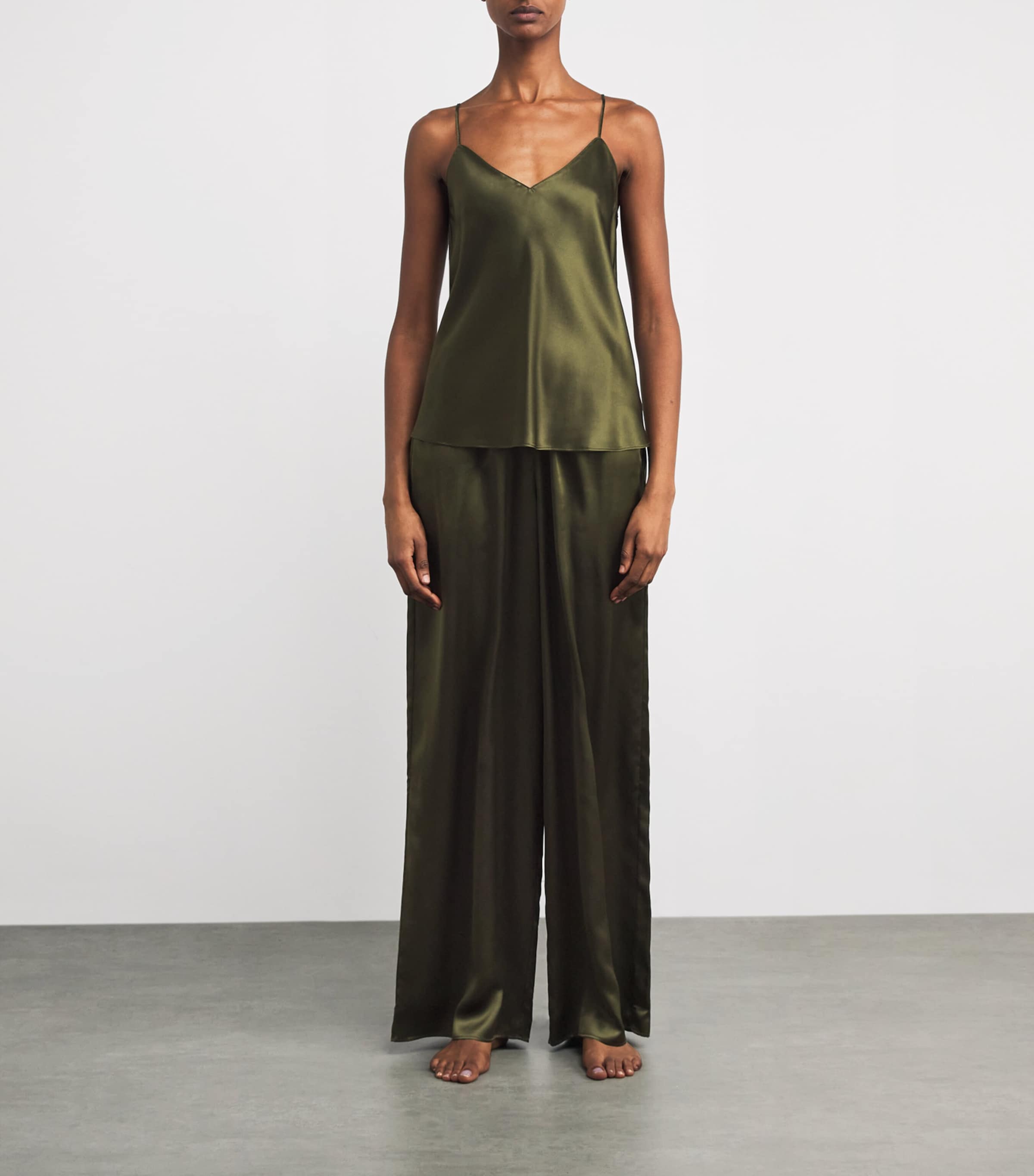 Silk Bliss Pyjama Set IVY Image 2