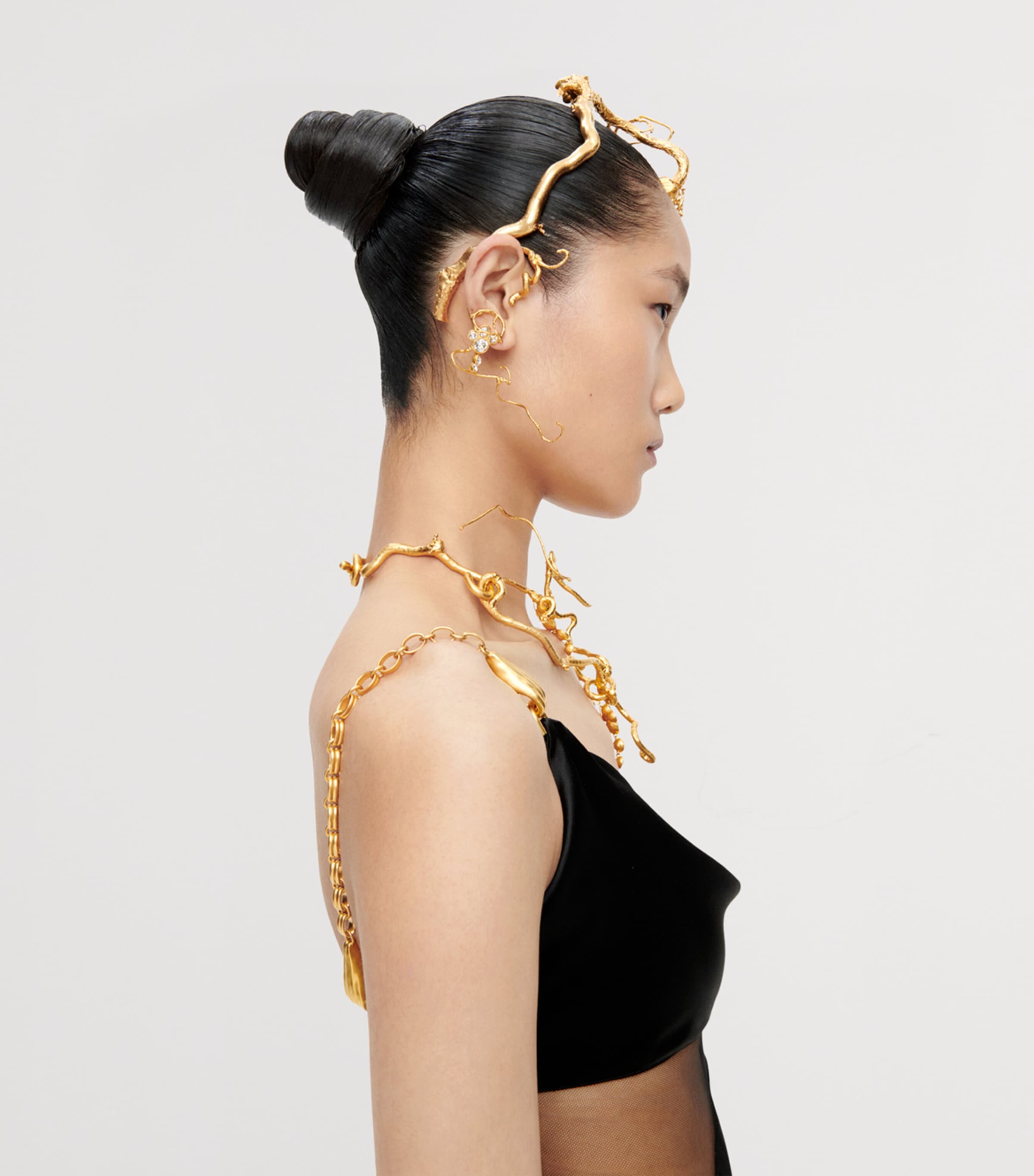Schiaparelli Vine and Rhinestone Headband Gold Image 4