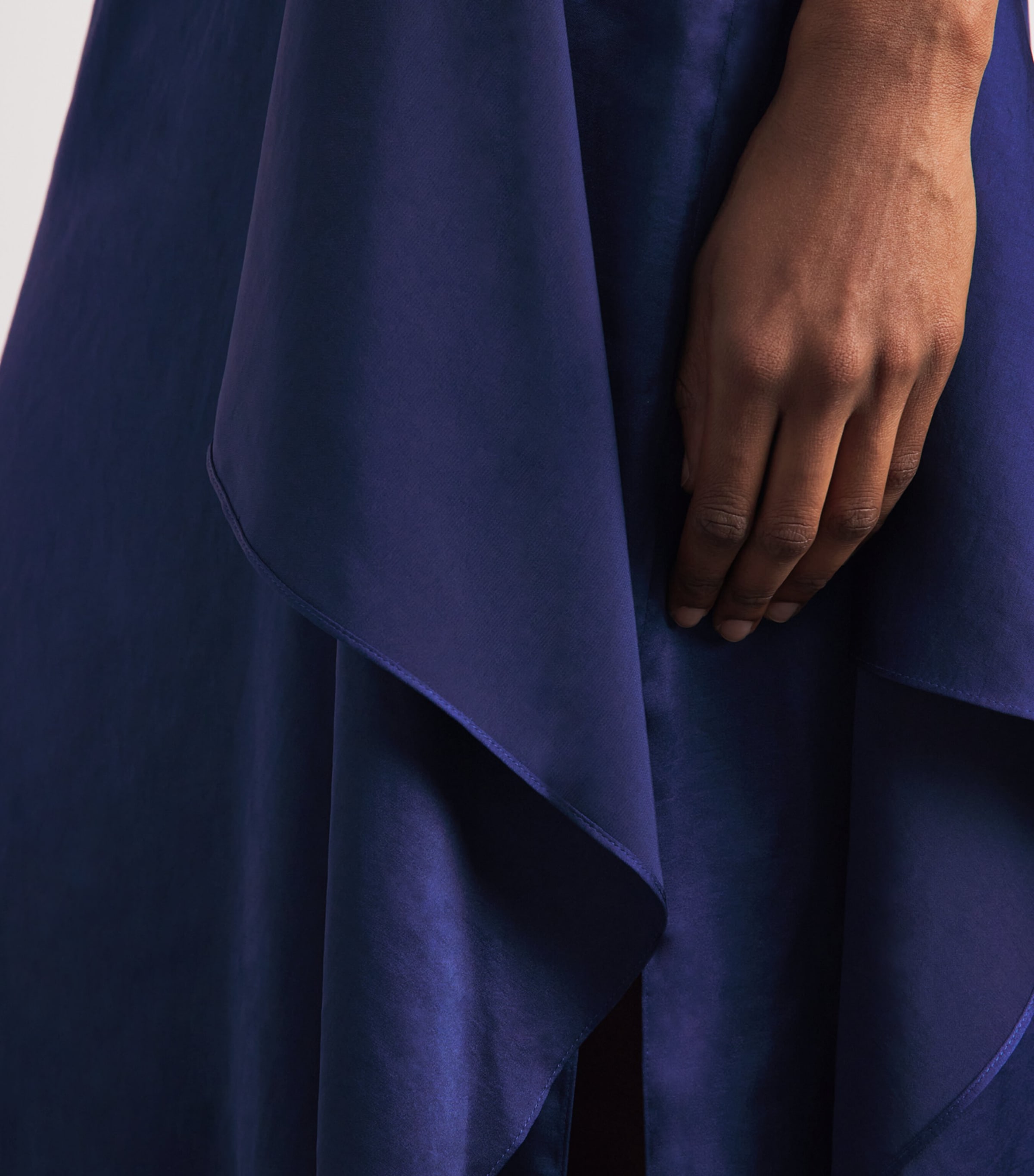 Theory Womens Crushed Satin Sarong Skirt Sapphire Navy Image 3