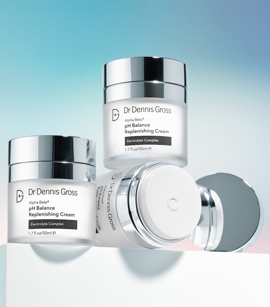 pH Balance Replenishing Cream (50ml) NO COLOUR Image 9