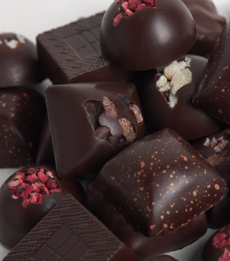 Dark Chocolate 24-Piece Collection (195g) NO COLOUR Image 3