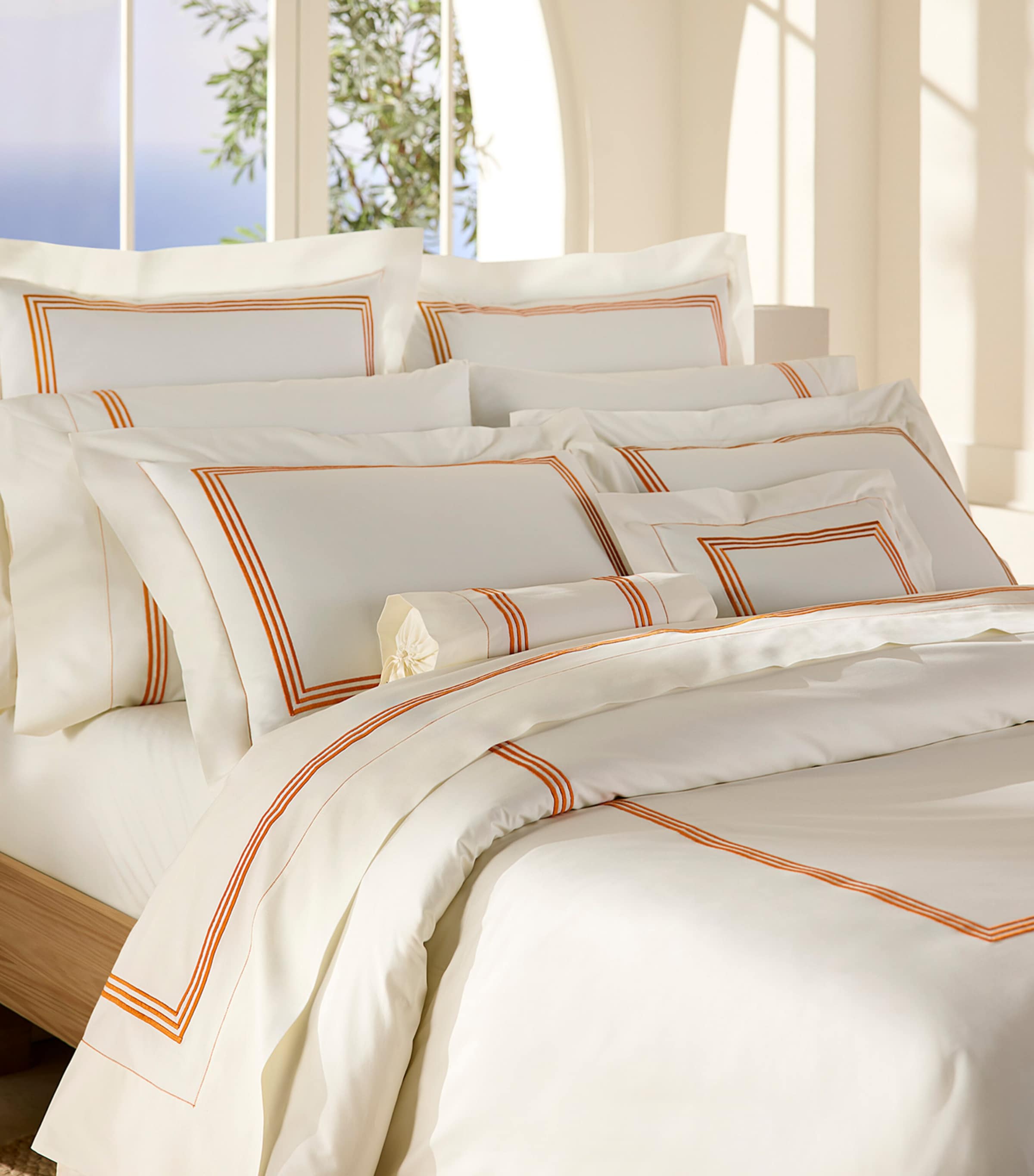 Pratesi Tre Righe King Flat Sheet (275cm x 275cm) Ivory/orange Image 2