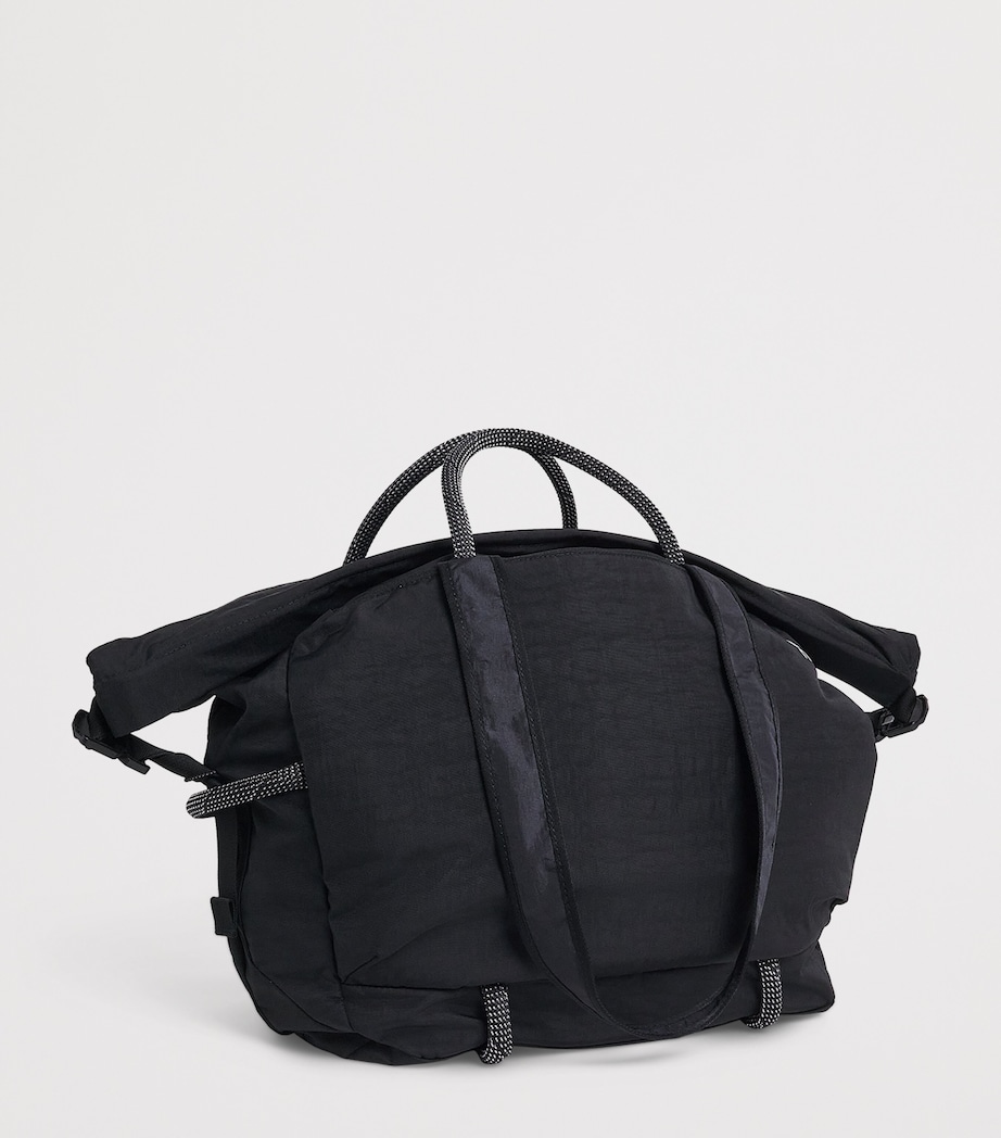 On Track Pack Elite Duffle Bag Black | Magnet Image 3