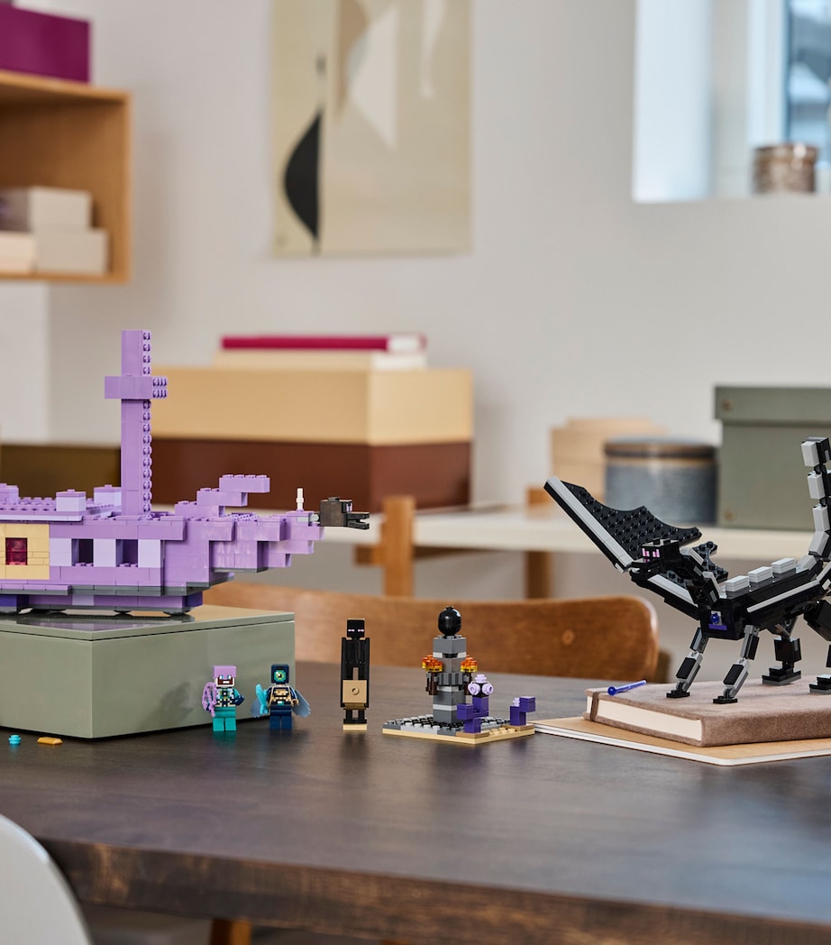 Lego Minecraft The Ender Dragon and End Ship 21264 Image 6