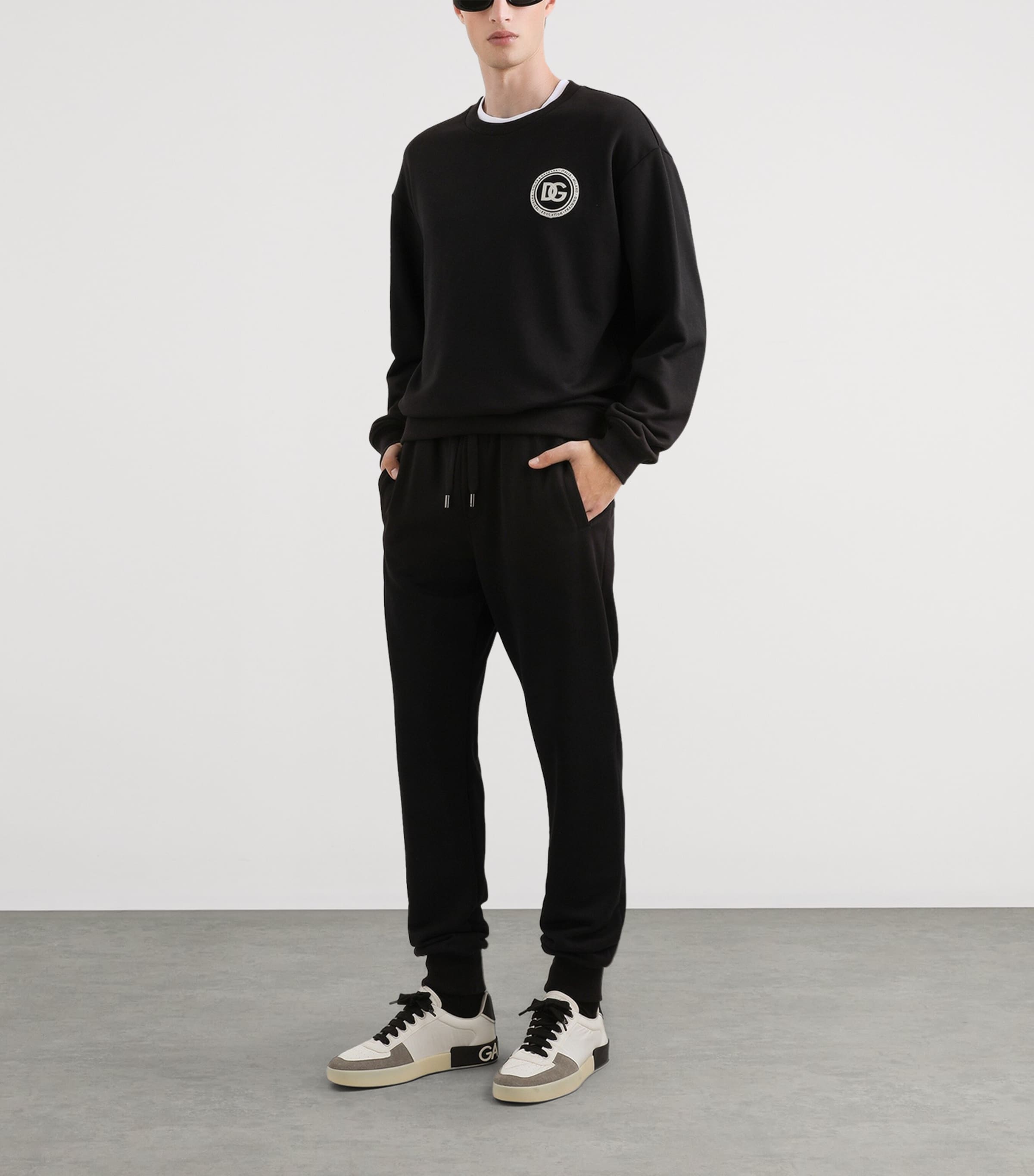 Cotton Logo-Patch Sweatshirt N0000-BLACK Image 2