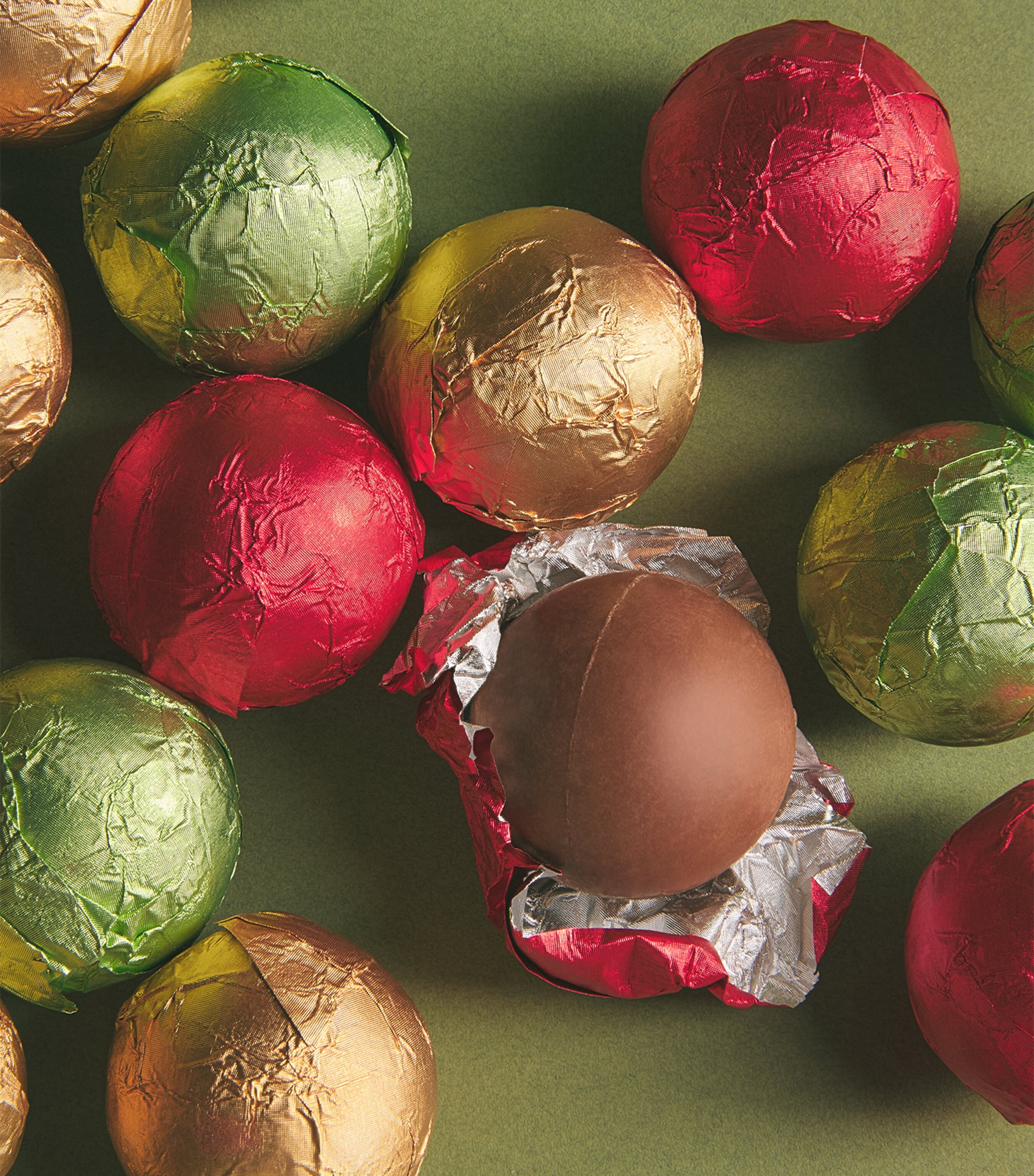 Harrods The St. James Christmas Hamper Image 5
