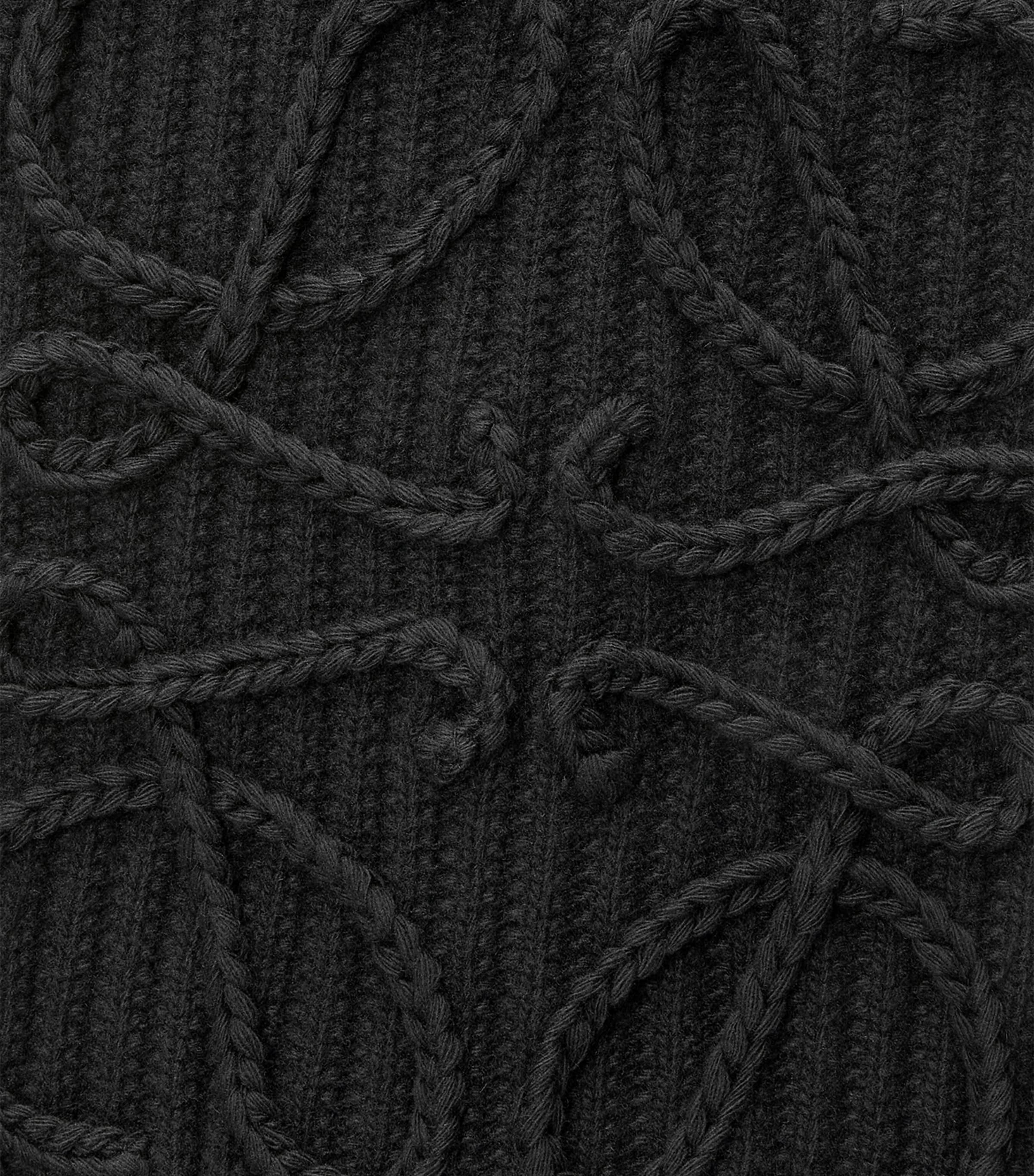Wool Anagram Scarf BLACK Image 3