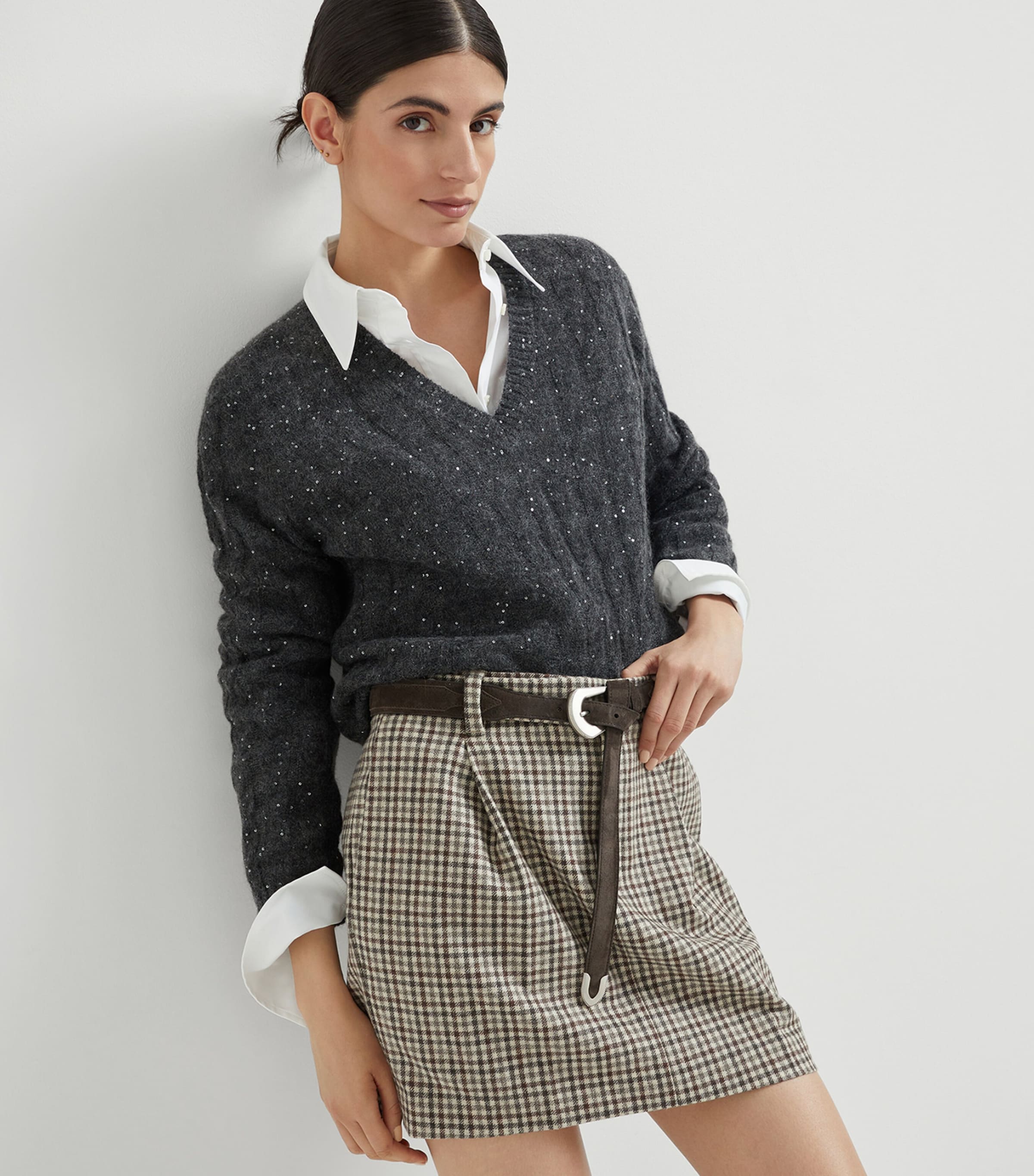 Wool-Blend V-Neck Sweater C3595 Image 5