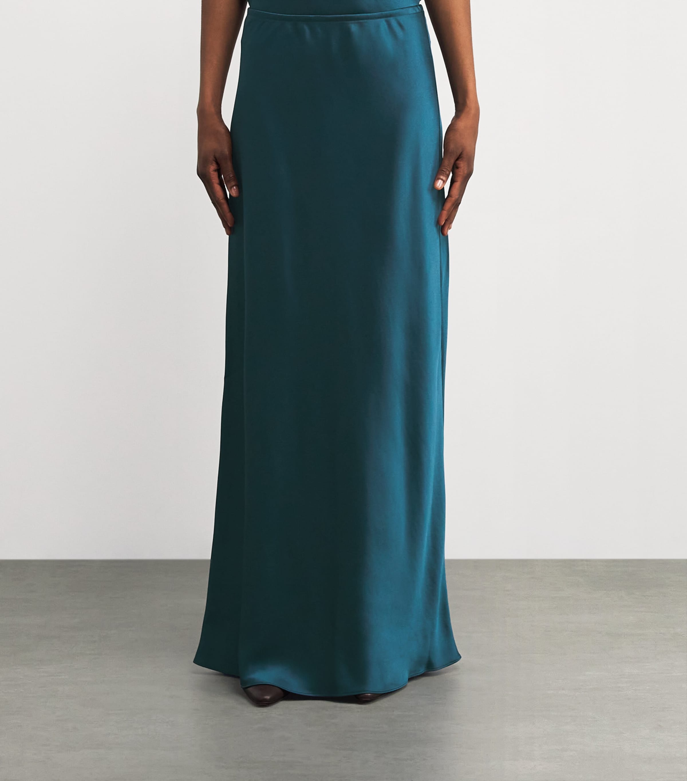 Satin Barb Maxi Skirt PACIFIC Image 3