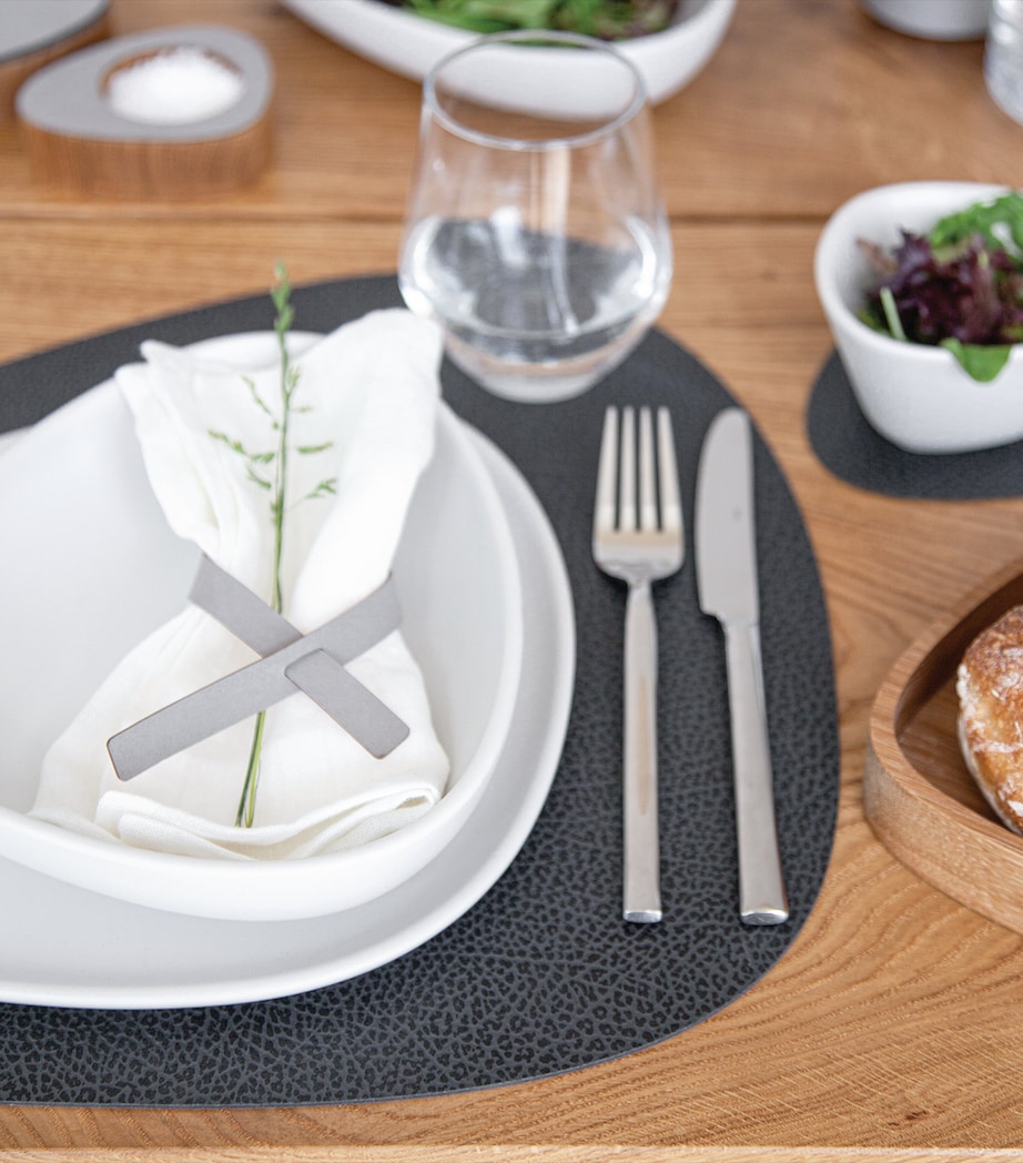 Set of 4 Hippo Placemats (37cm x 44cm) BLACK ANTHRACITE Image 4