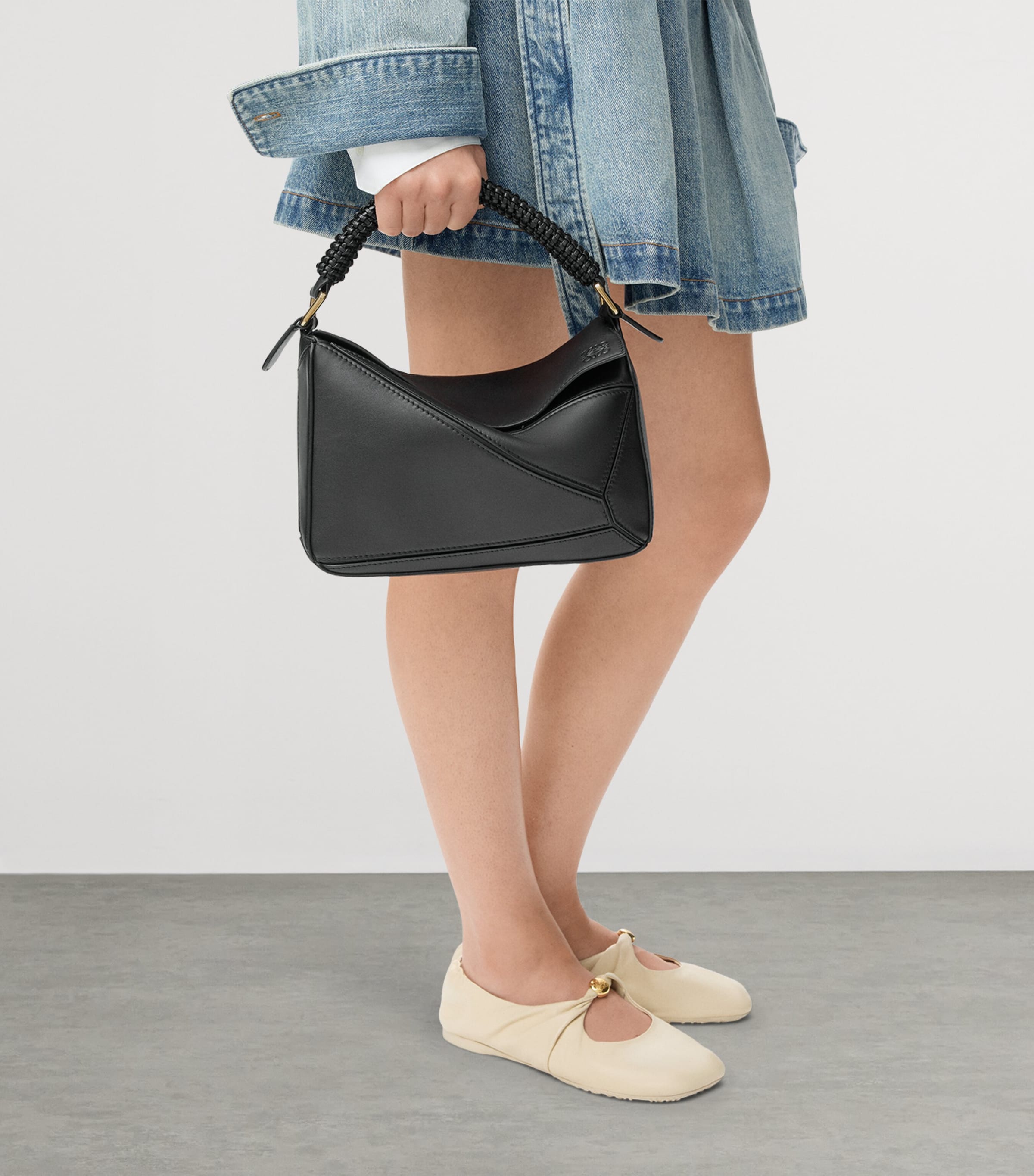 LOEWE Small Leather Woven Top-Handle Bag Black Image 9