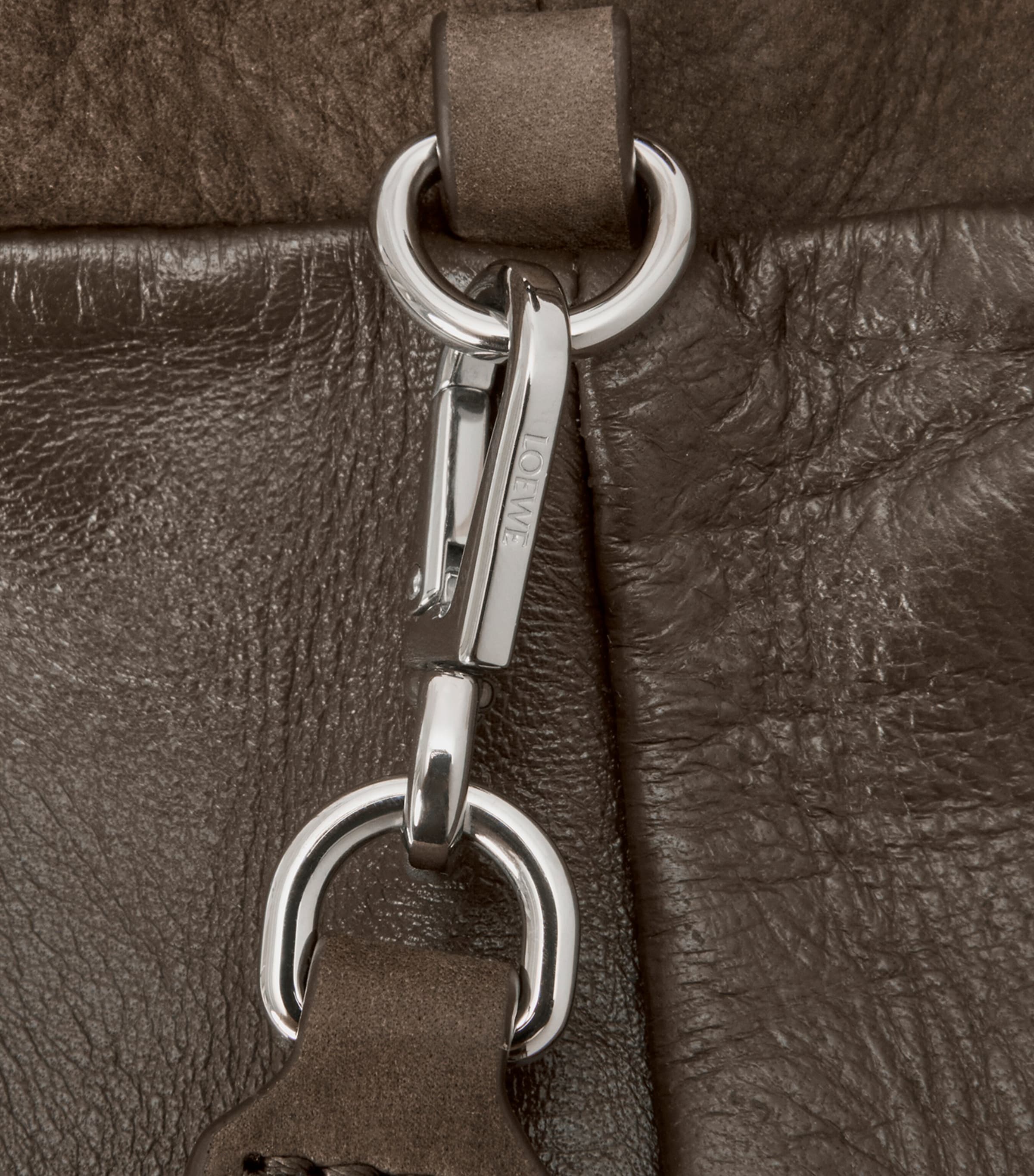 Medium Suede Flamenco Clutch Bag TUNDRA Image 8