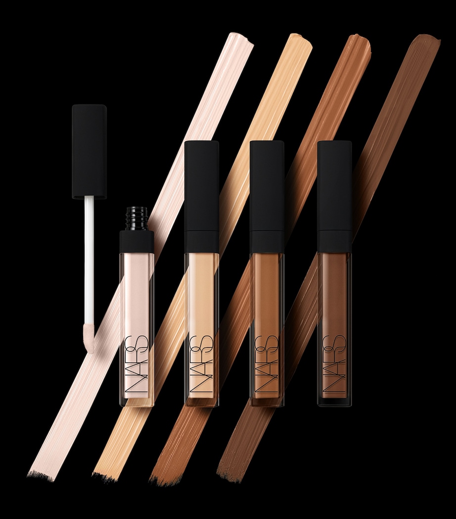Radiant Creamy Concealer CACAO Image 5