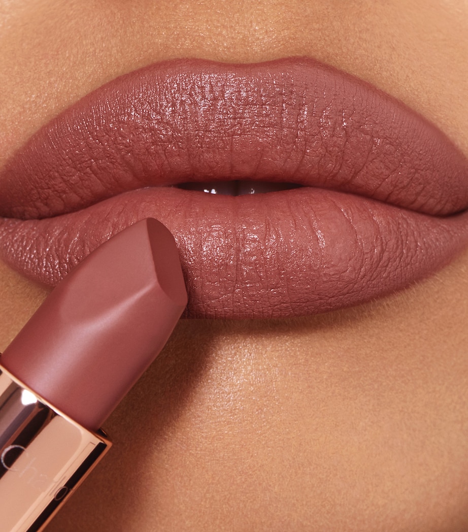 Matte Revolution Lipstick SUPERMODEL Image 4