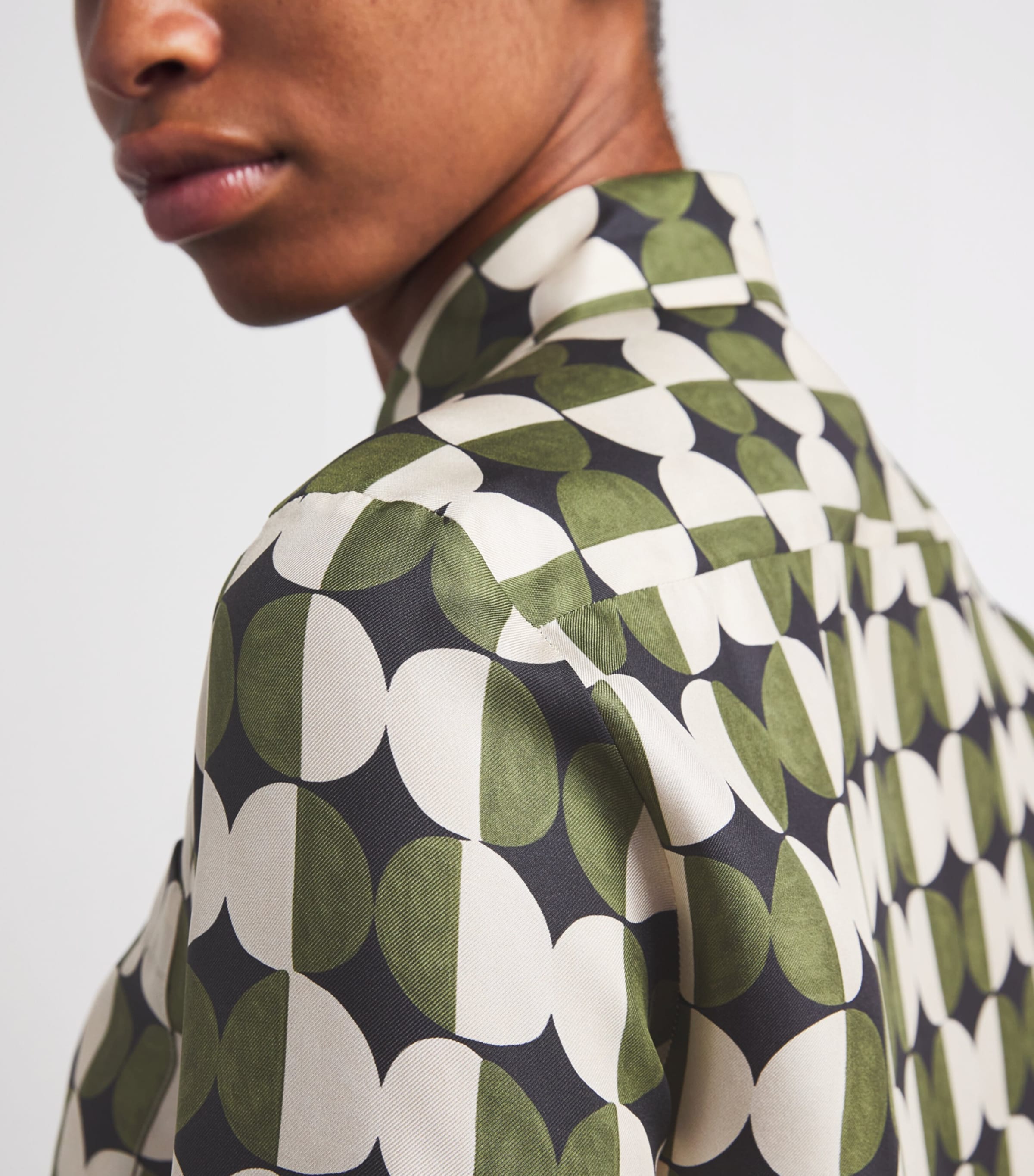 Silk Patterned Shirt BLACK Image 6