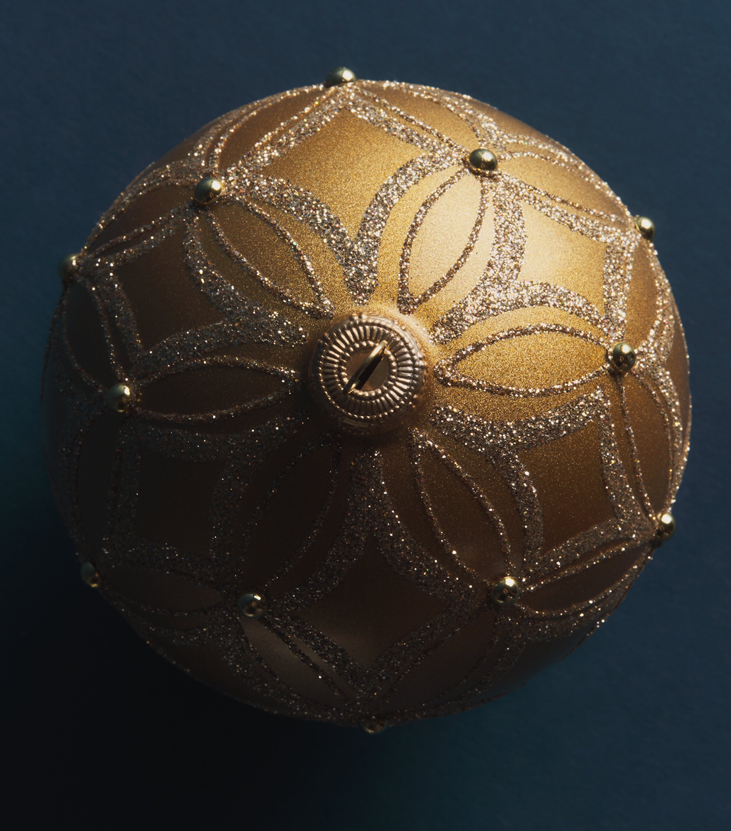 Harrods Shimmer-Effect Glitter Bauble Gold Matt Image 2