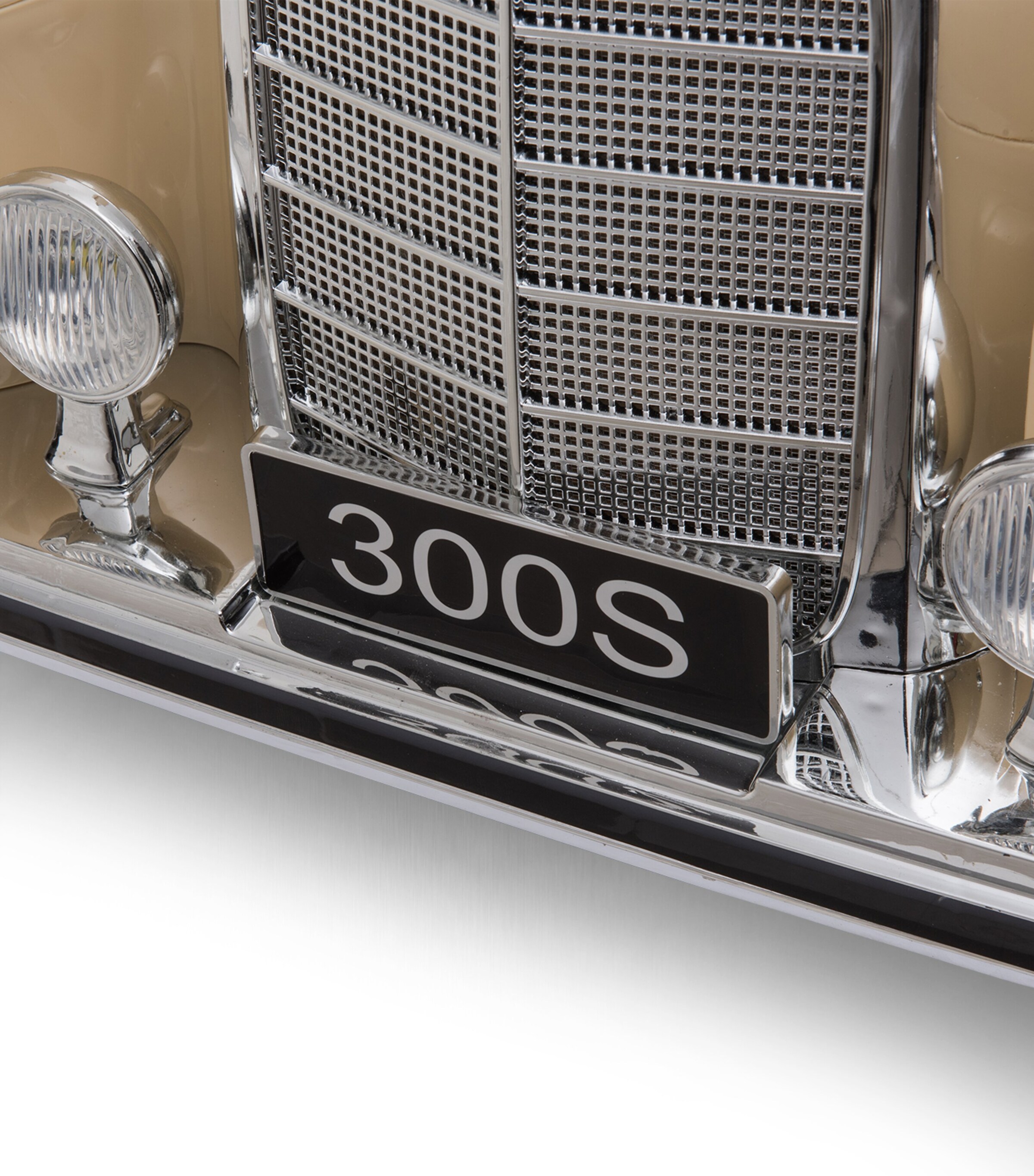 Ride on Cars Mercedes Classic 300s Single-Seater Ride-On Car Image 9