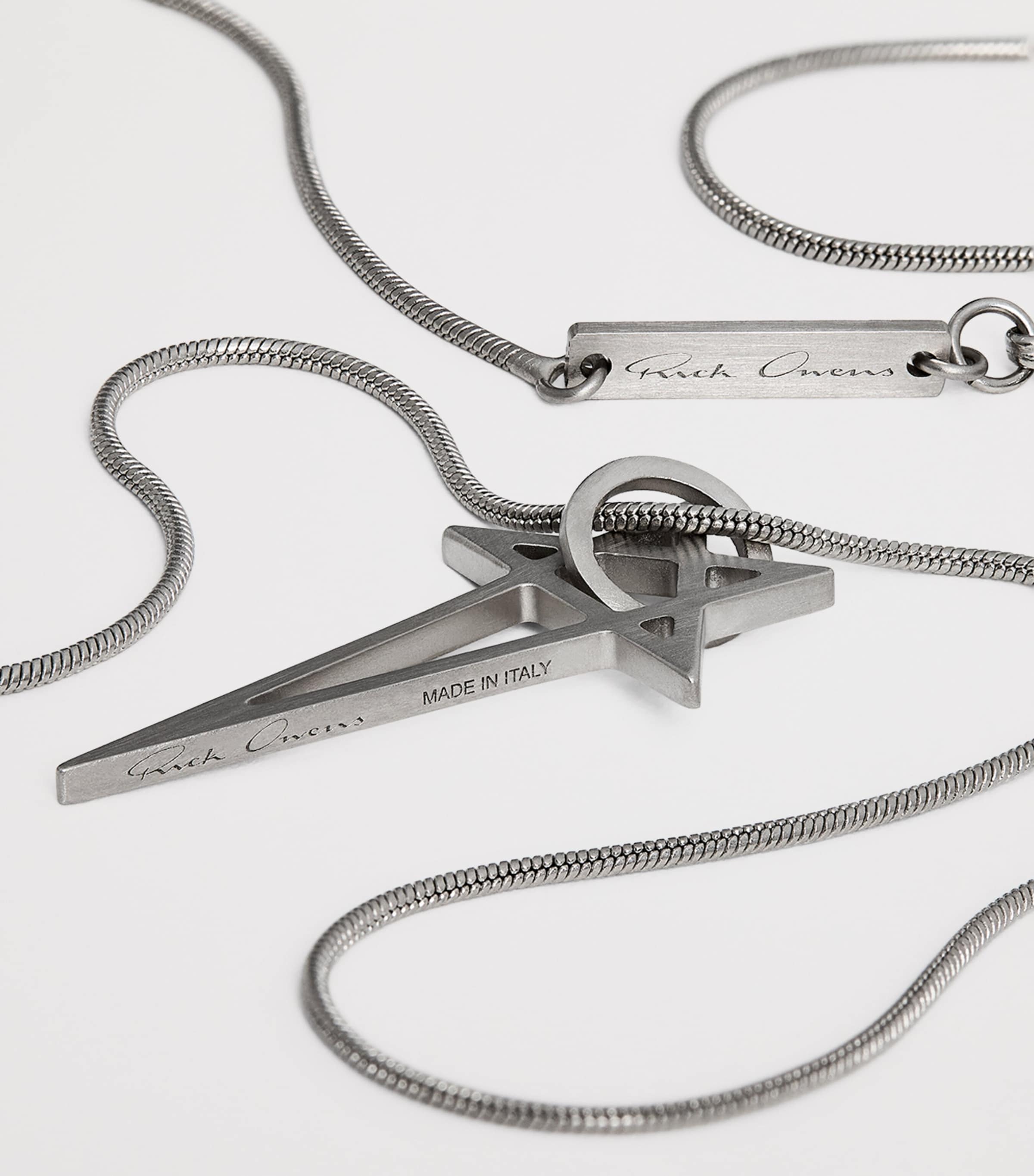 【送料&関税込】Rick Owens Pentagram Charm Rick Owens Pentagram Charm | italist