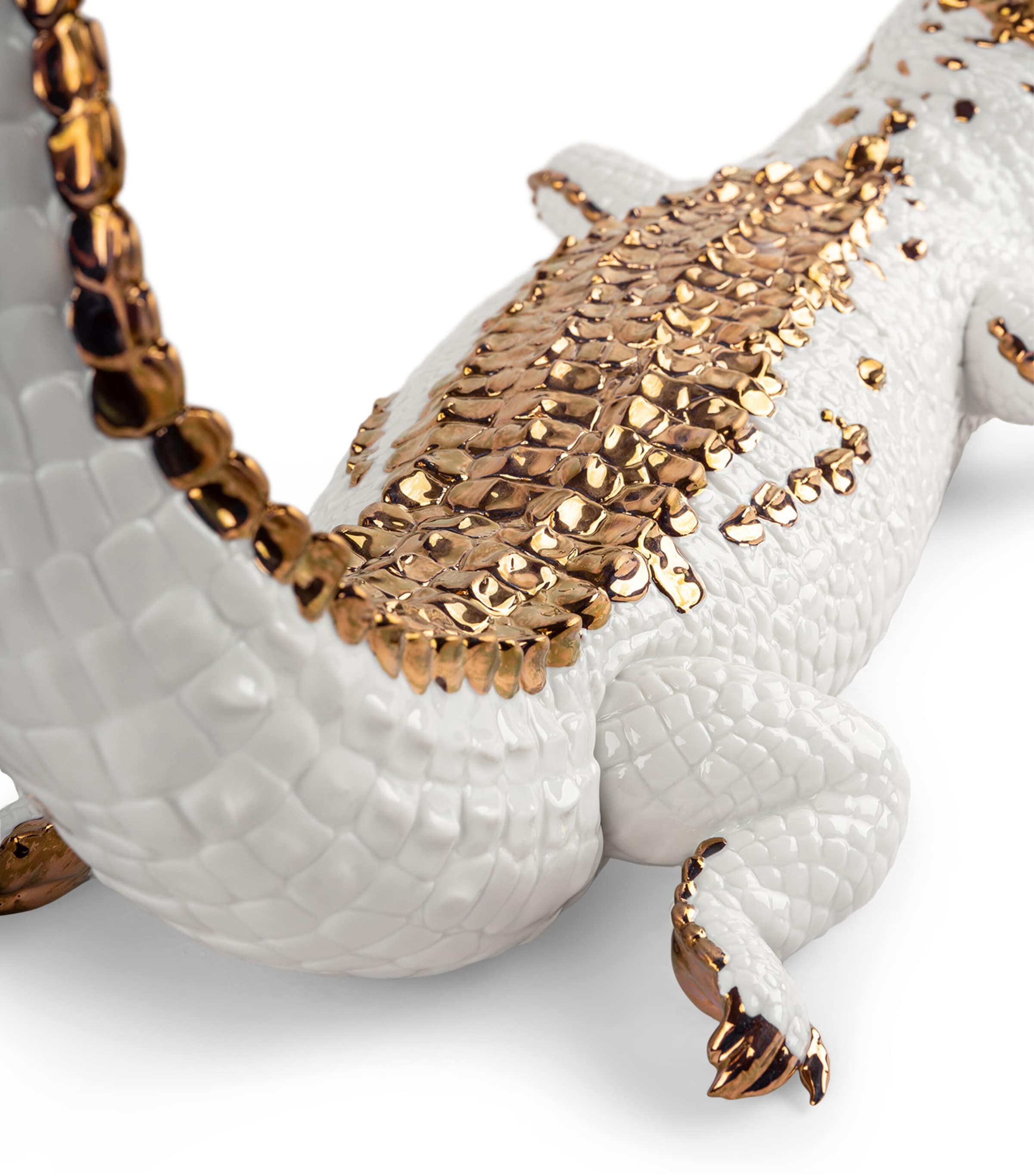 Lladró Crocodile Figurine Image 6