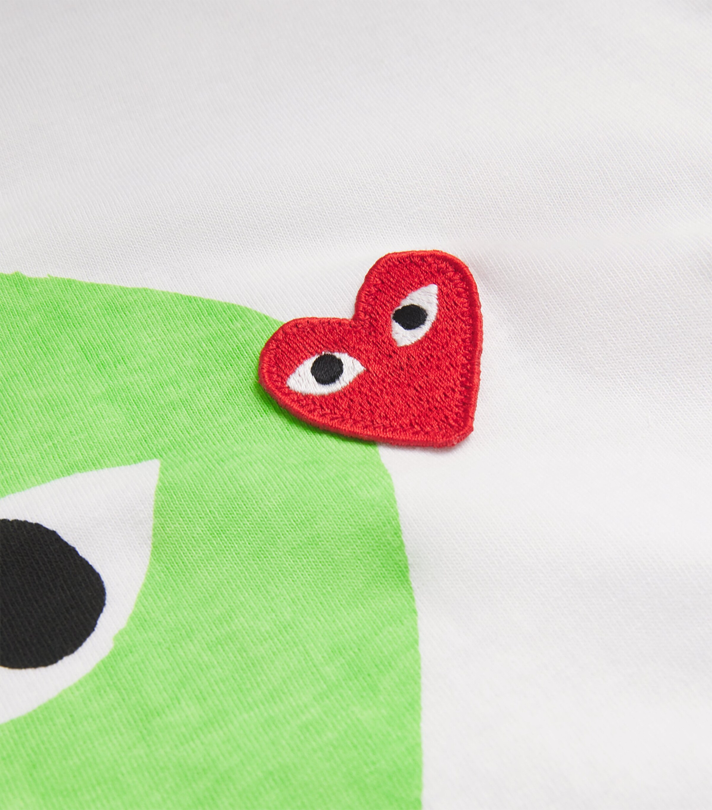 Comme Des Garçons Play Mens Heart Logo T-Shirt Green Image 5