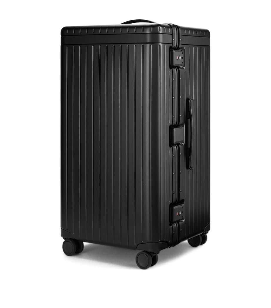 Trunk Spinner Check-In Suitcase (73cm) BLACK/BLACK Image 1