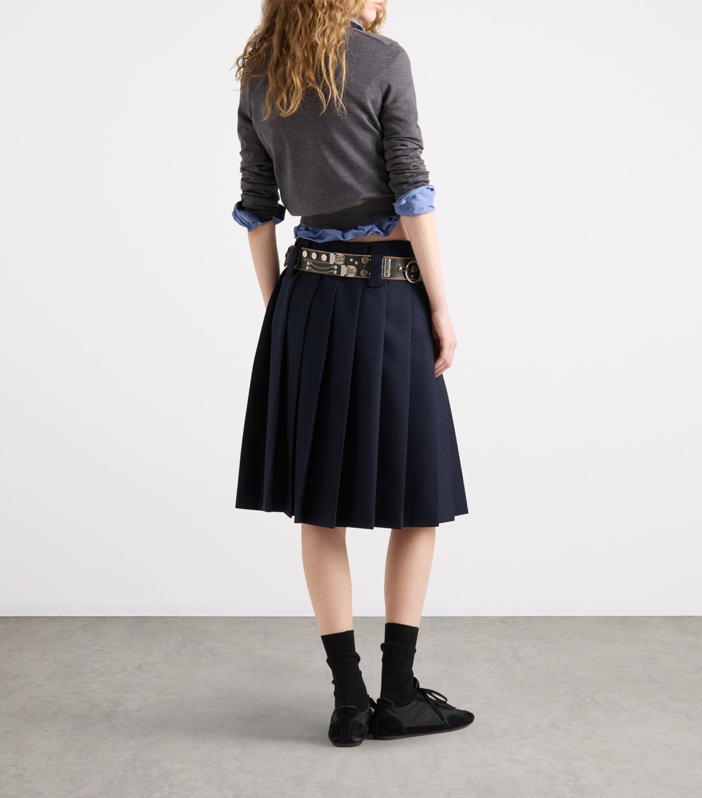 Virgin Wool Triangle Cut-Out Sweater F0031 Image 5