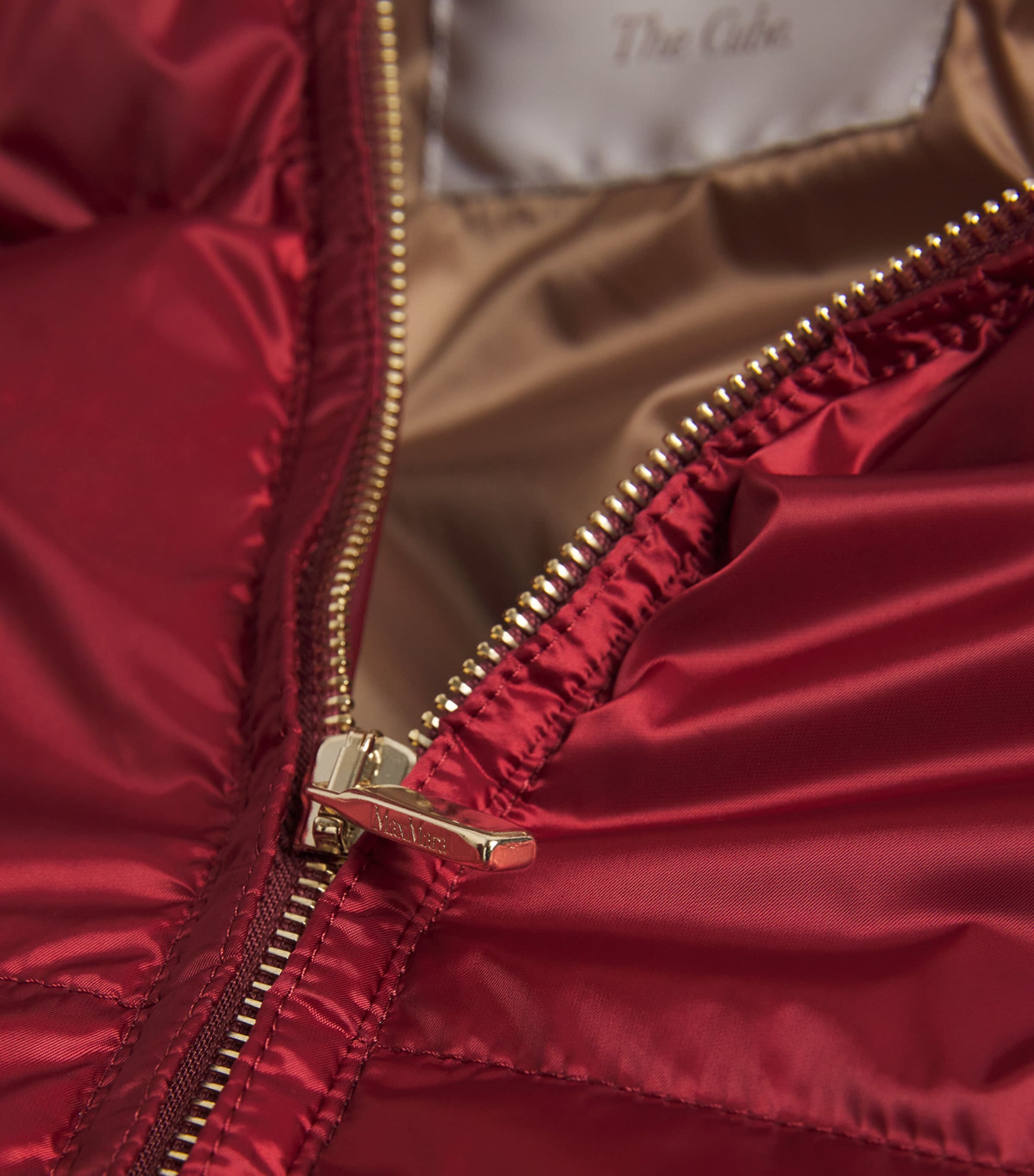 Water-Resistant Down Puffer Jacket RED Image 5