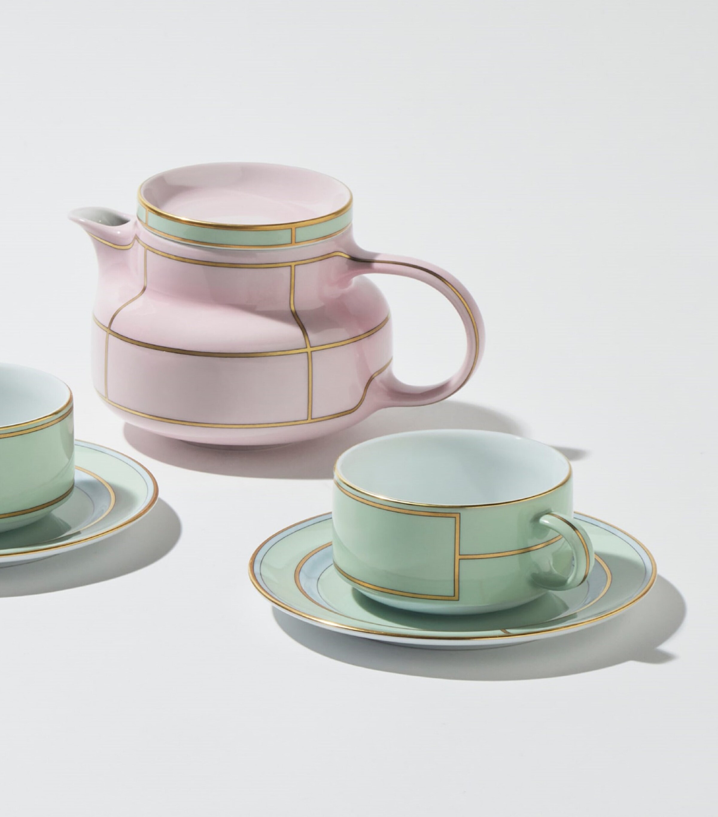 Set of 2 Porcelain Colonna Diva Verde Teacups and Saucers G00134900 Image 4