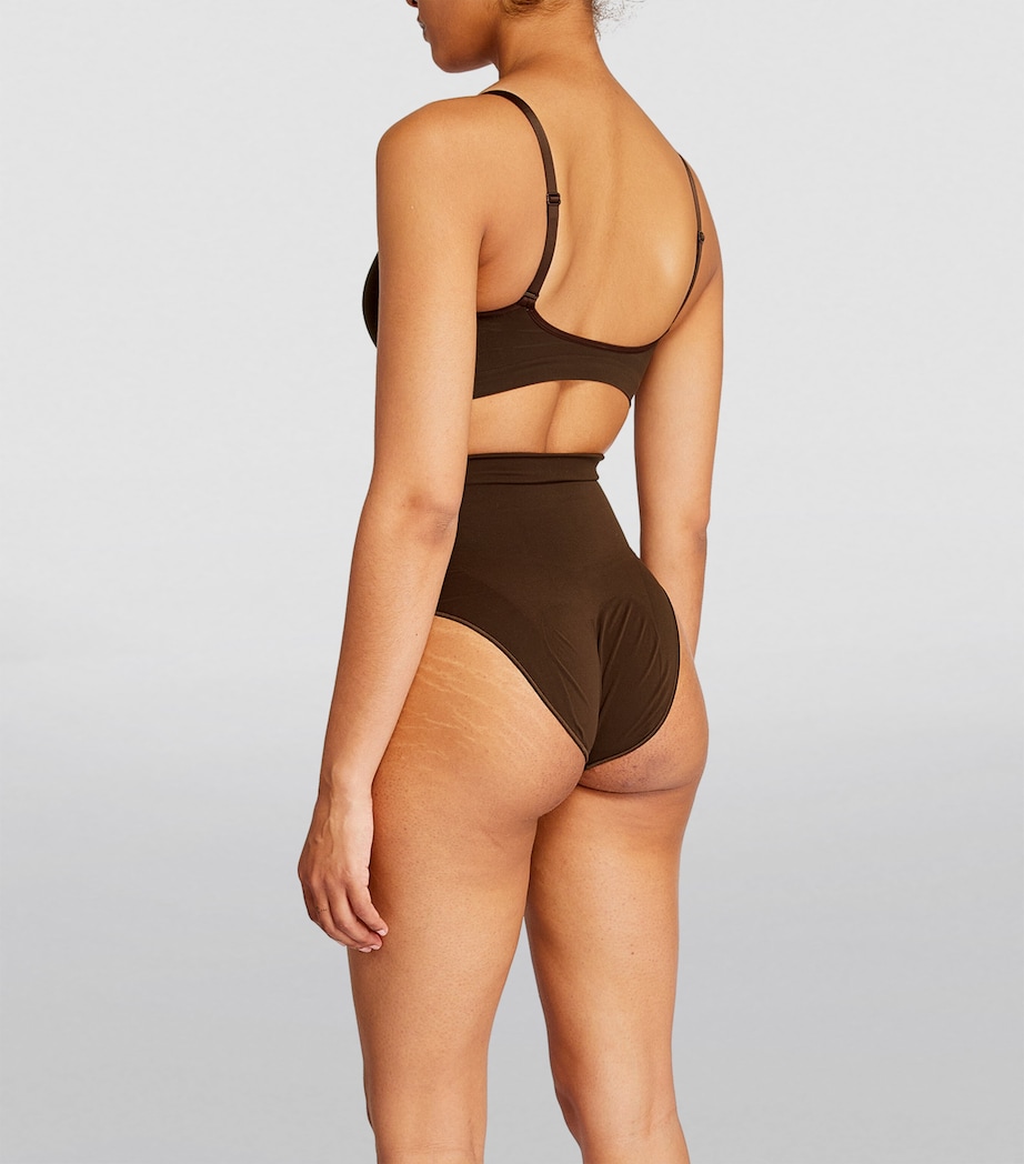 Seamless Sculpt Bralette COCOA Image 4