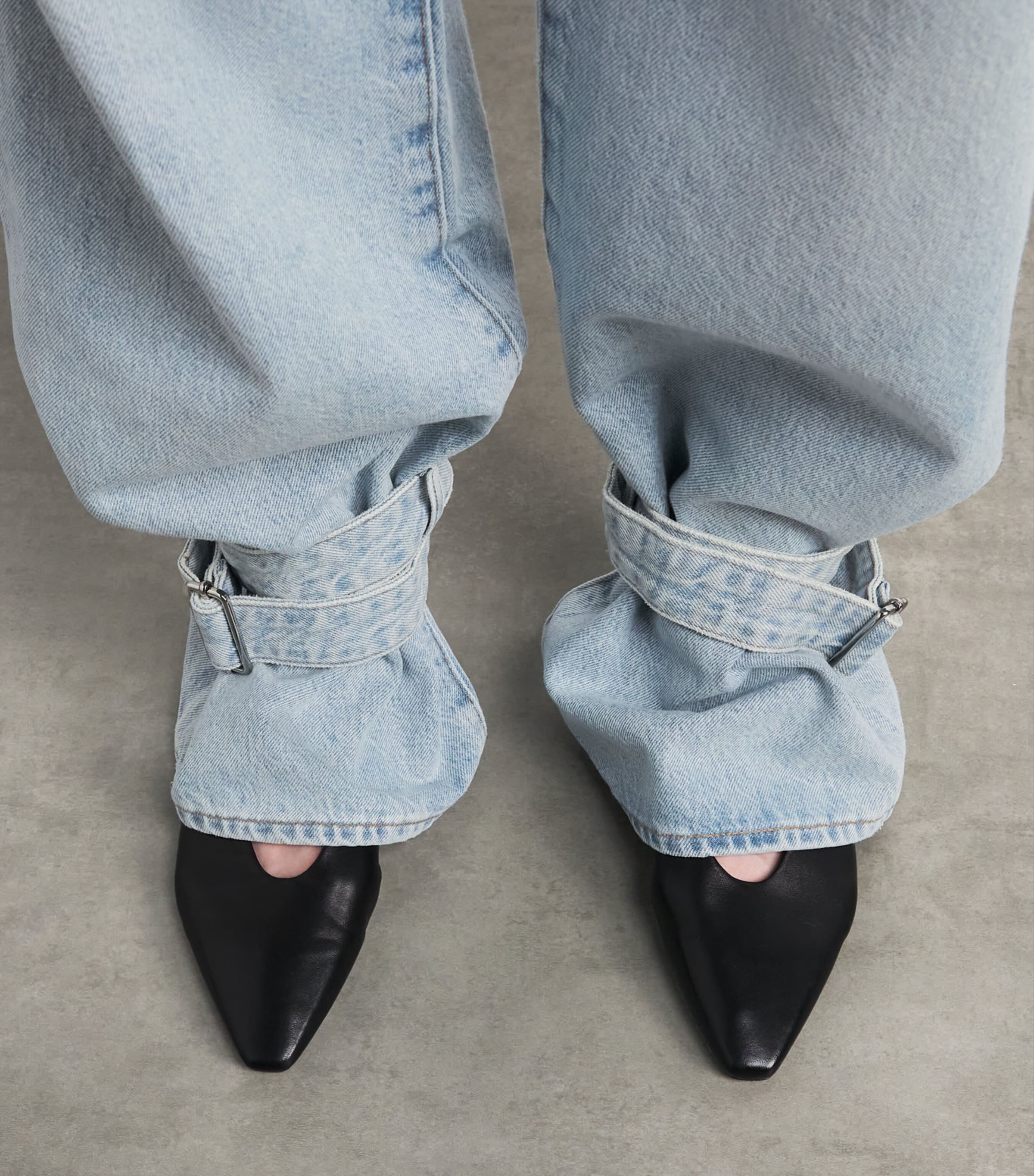 AGOLDE Womens Cinched-Hem Jeans Custom Image 3