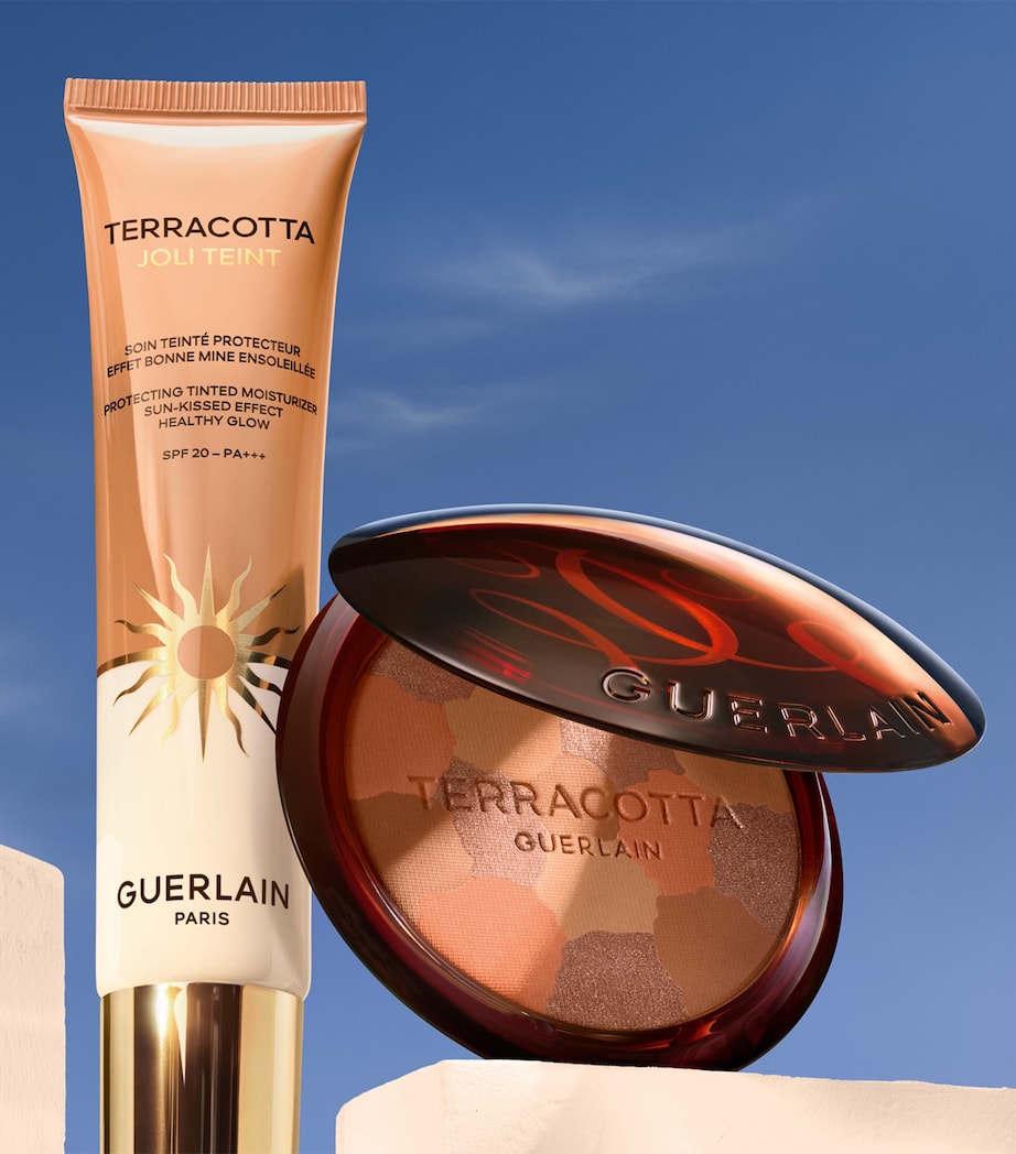 Guerlain Terracotta Joli Teint Protecting Tinted Moisturizer SPF 20 Golden Image 7