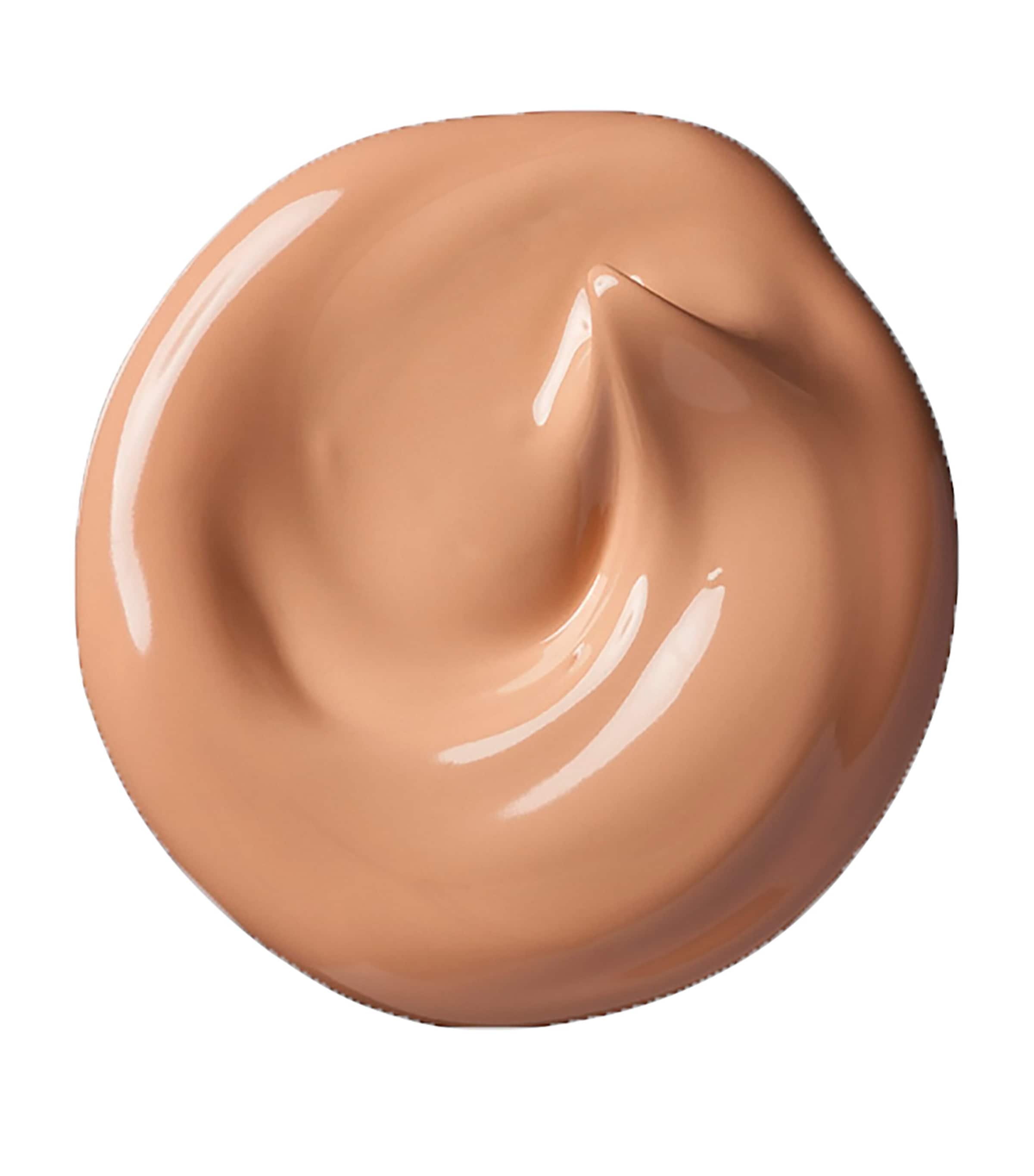 Cellular Performance Cream Foundation CF23 ALMOND BEIGE Image 2